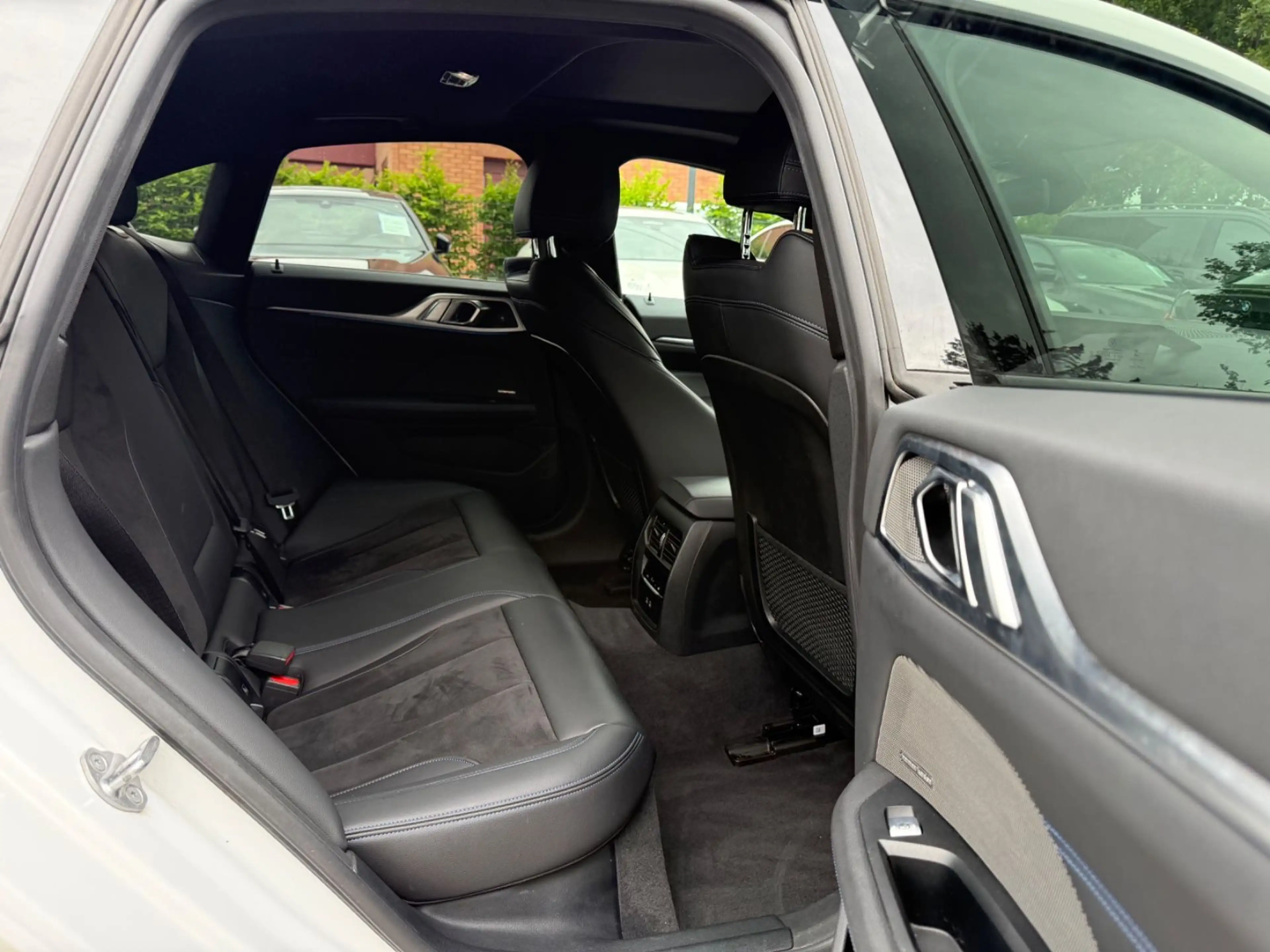 BMW i4 Gran Coupe M50*Glass-Dach*el-Sitze*Kardon*ACC — photo 15