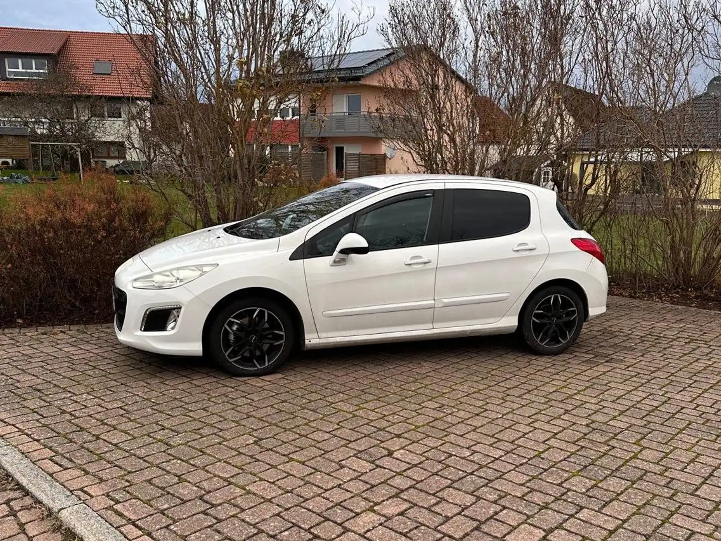 Peugeot 308 308 155 THP Premium Weiß - 2