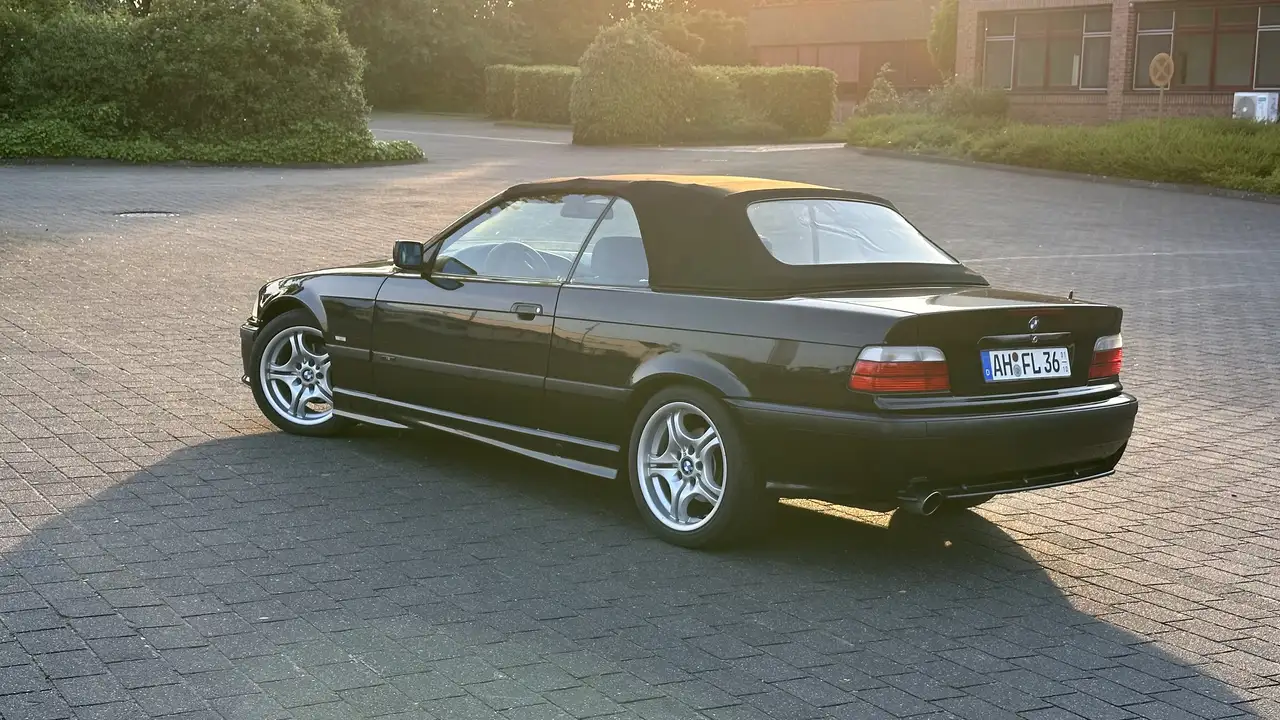 BMW 320i, foto 7