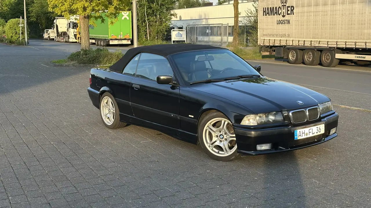 BMW 320i, foto 5