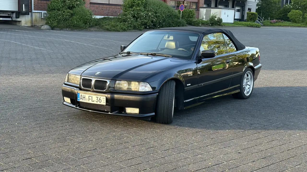 BMW 320i, foto 4
