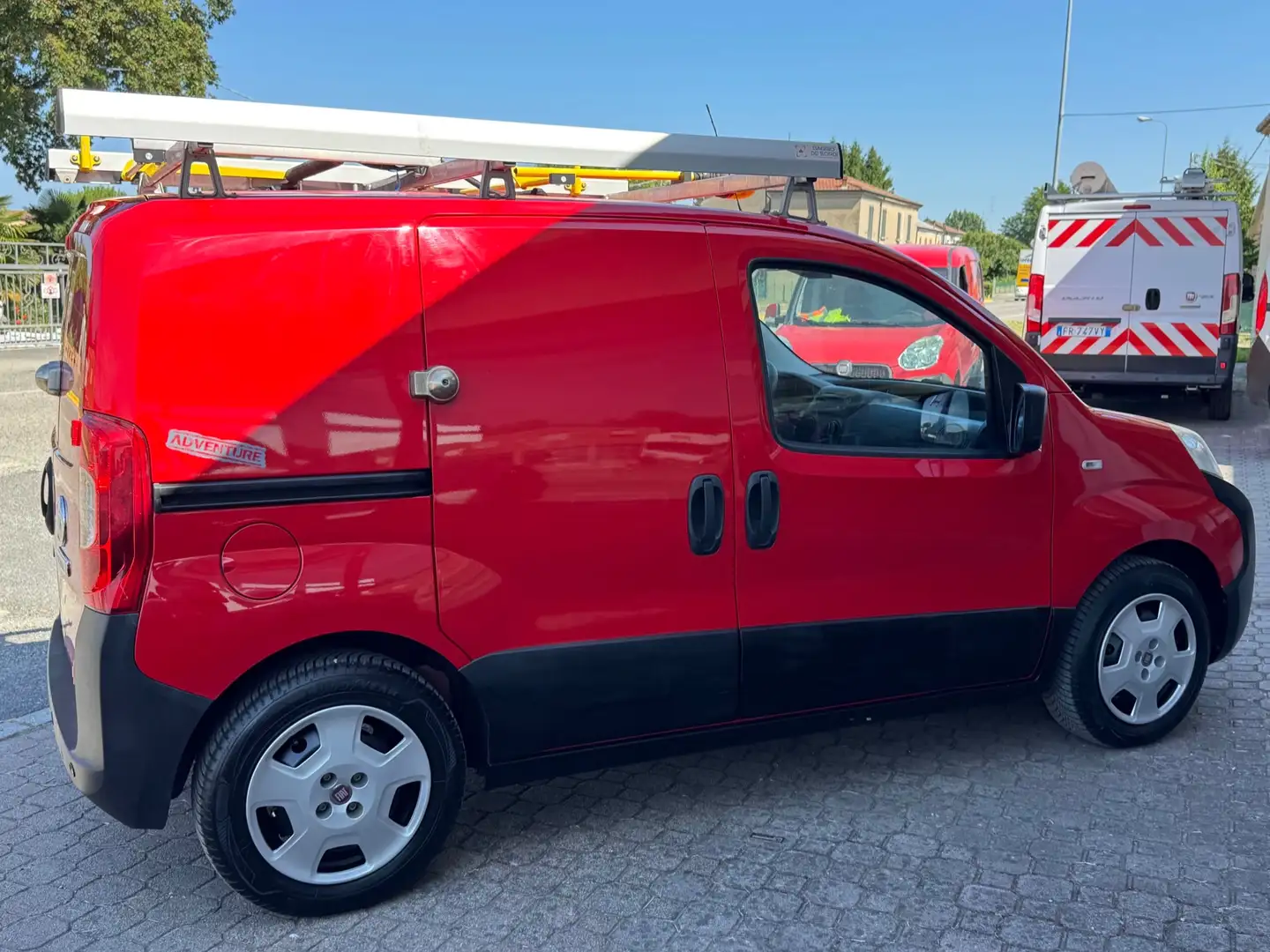 Fiat Fiorino 1.3 mjt 95cv Cargo Adventure ALLESTITO OFFICINA Rosso - 2