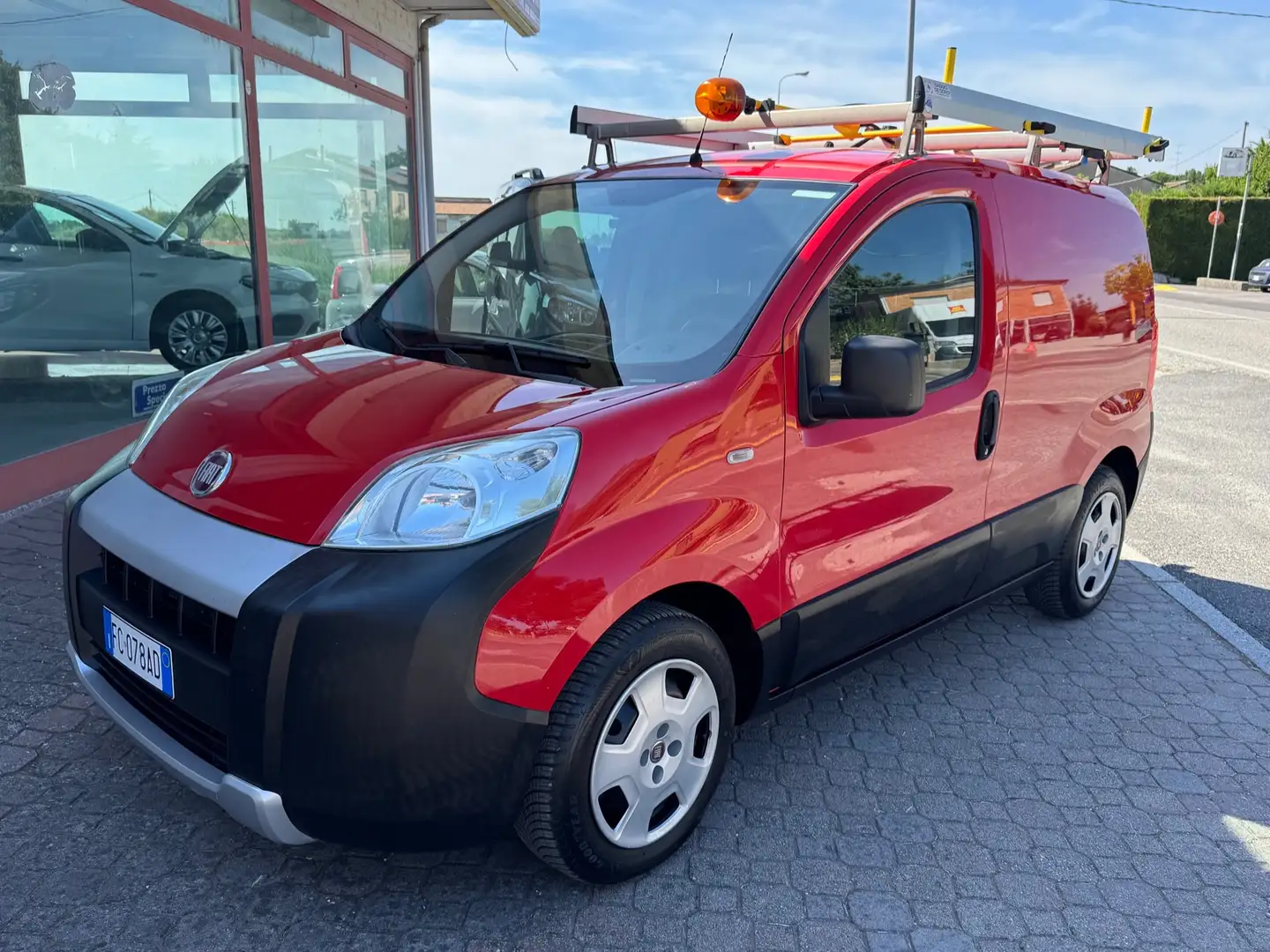 Fiat Fiorino 1.3 mjt 95cv Cargo Adventure ALLESTITO OFFICINA Rosso - 1