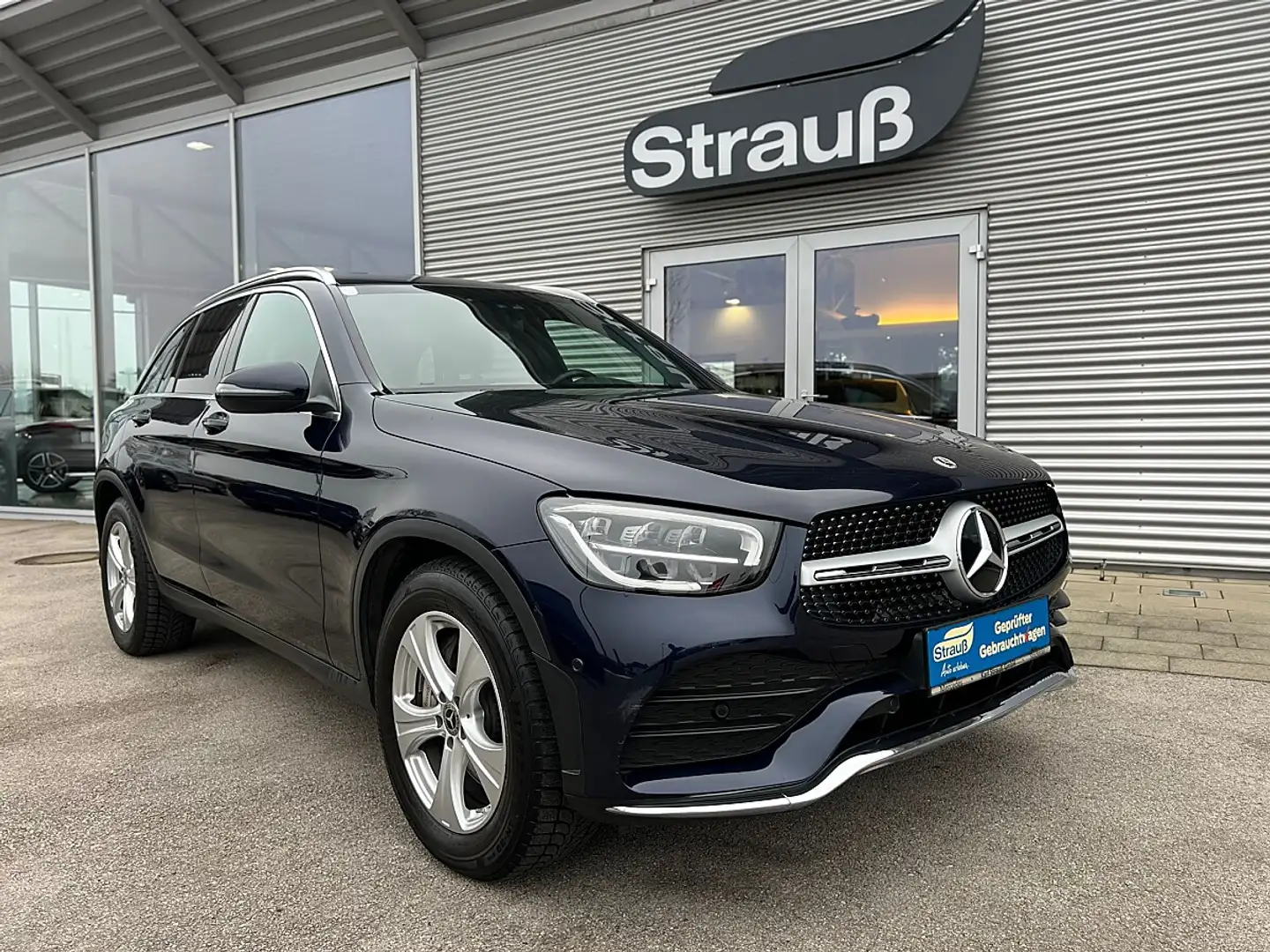 Mercedes-Benz GLC 200 d 4MATIC Aut. Blau - 1