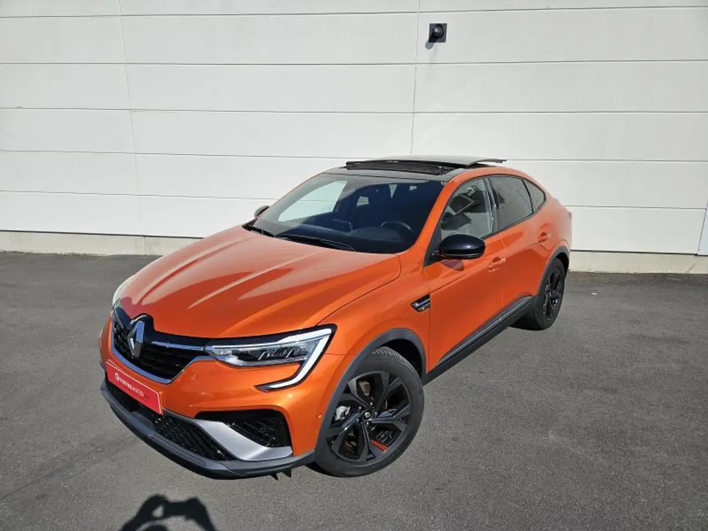 Renault Arkana RS Line 1.6 E-Tech Hydrid 145c Arancione - 1