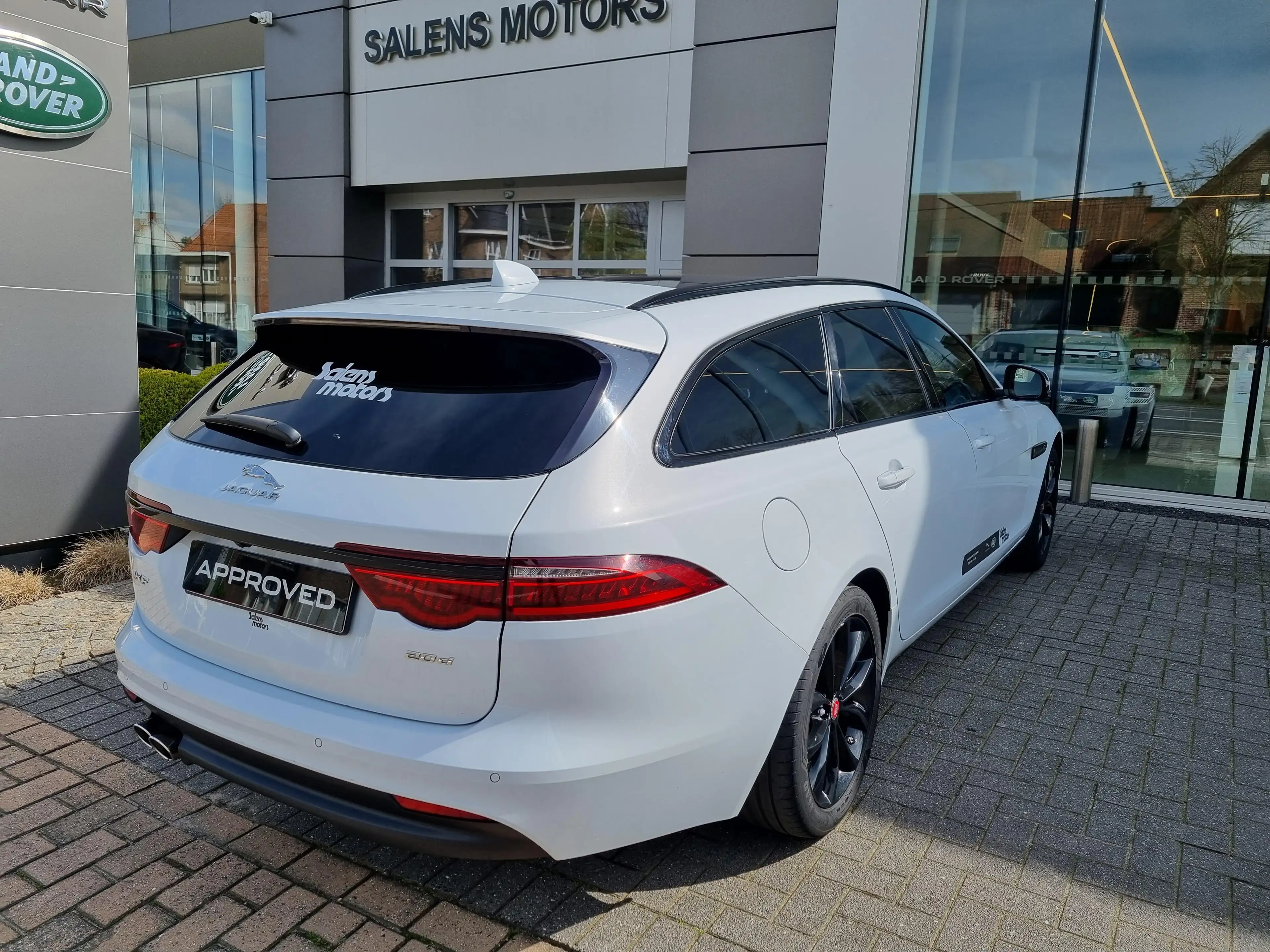 Jaguar XF SPORTBREAK PRESTIGE — photo 11