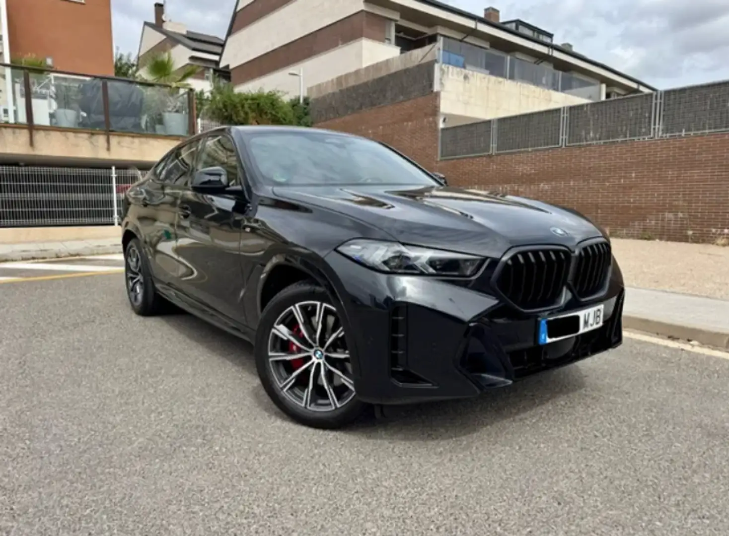 BMW X6 xDrive 30dA M Sport Noir - 1