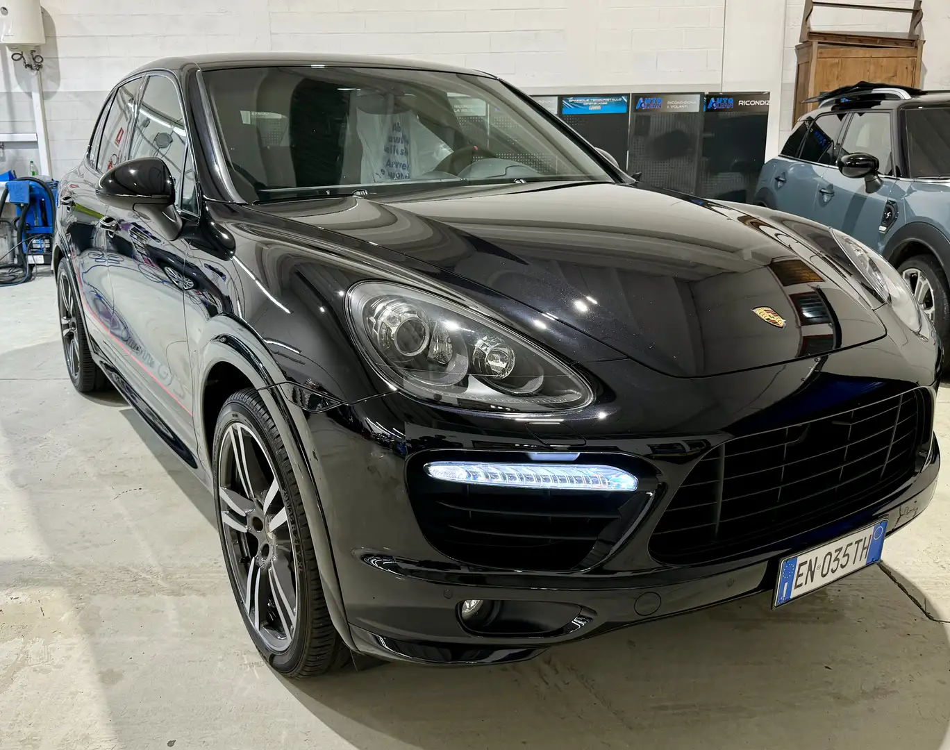 Porsche Cayenne 4.8 GTS tiptronic - 2