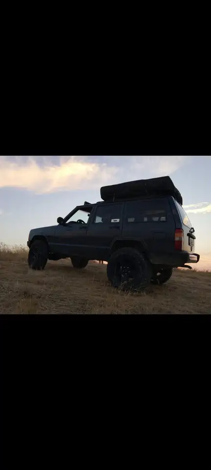Jeep Cherokee 5p 2.5 td Classic, foto 2