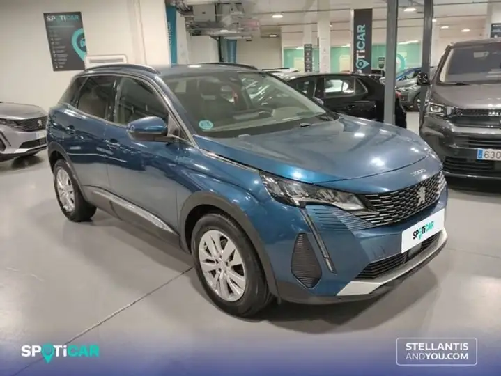 Peugeot 3008 1.2 PureTech S&S Style (2021) 2021, foto 3