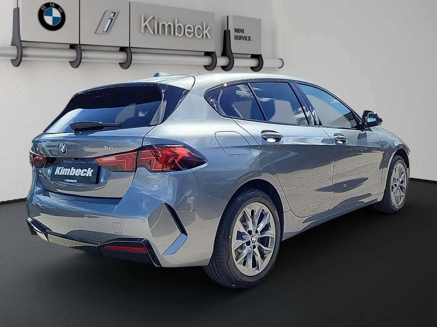 BMW 116 Limousine LED DrivingAss ParkAss Navi KeyLess Grigio - 2