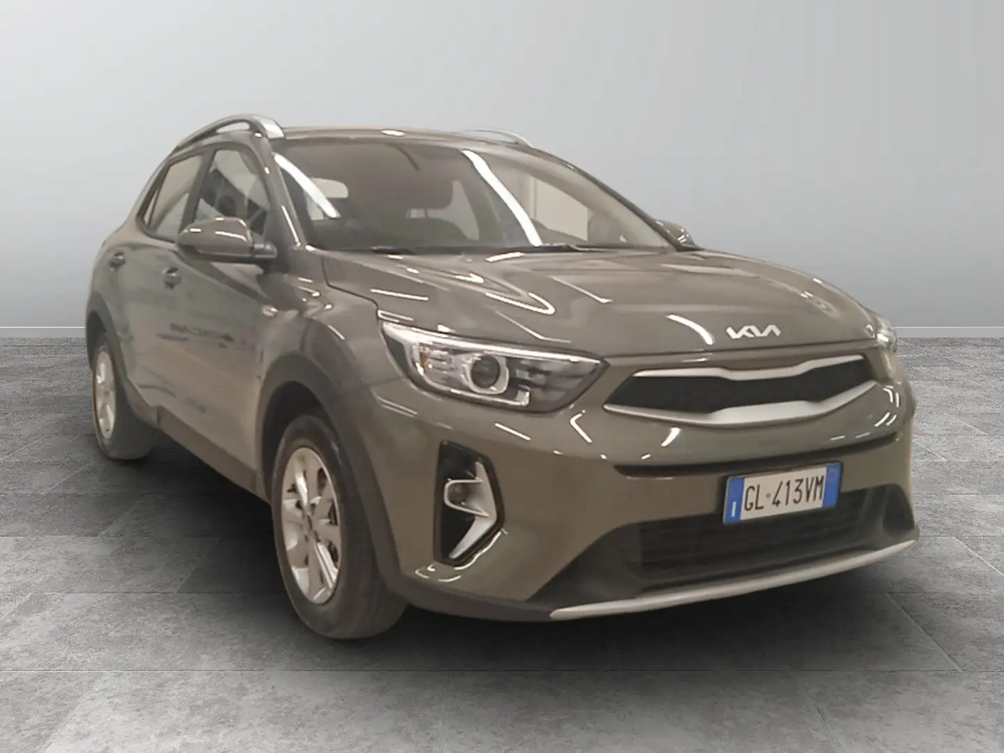 Kia Stonic 1.2 DPi Urban Grün - 1