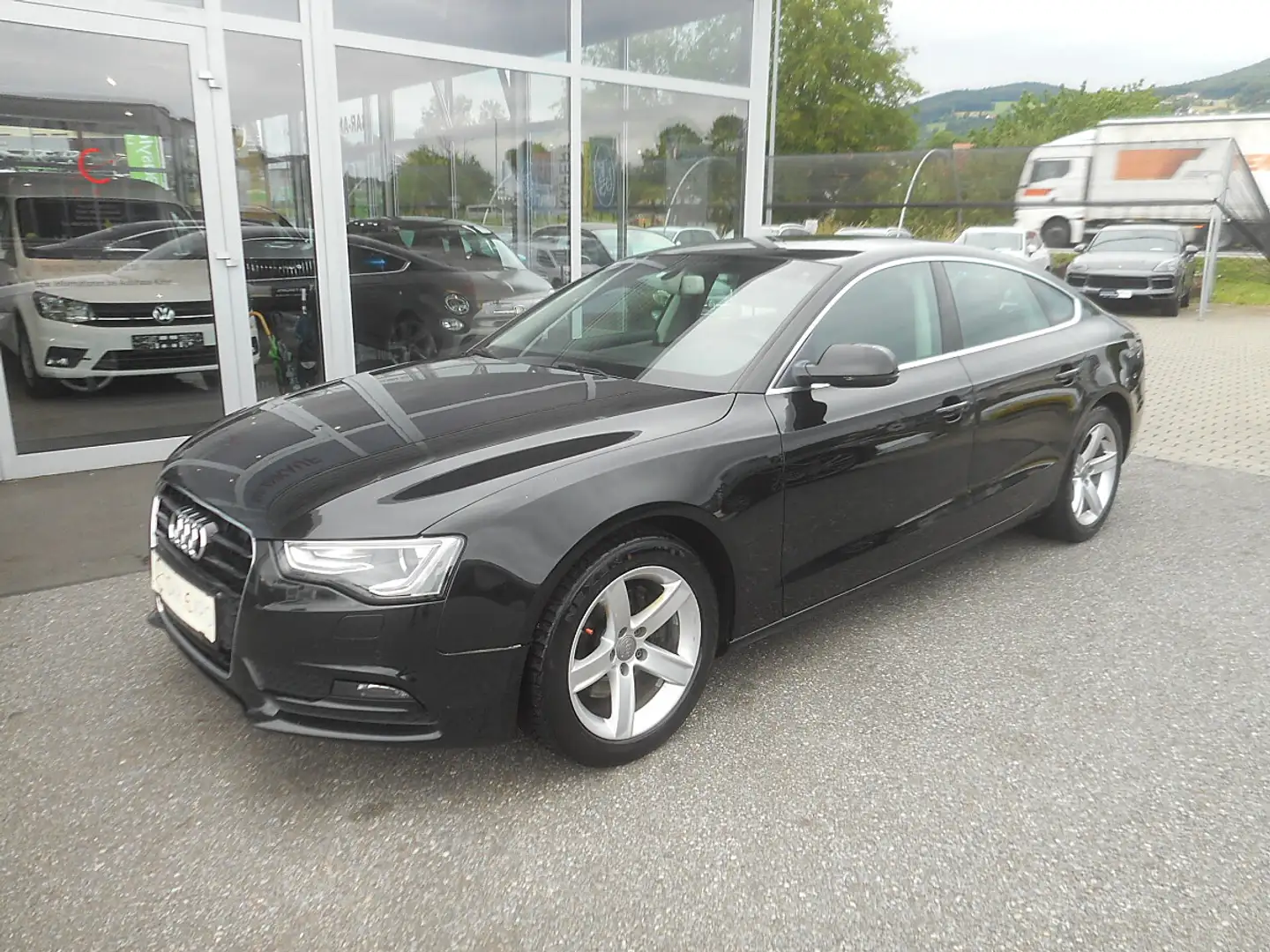 Audi A5 SB 2,0 TDI Ultra Schwarz - 1