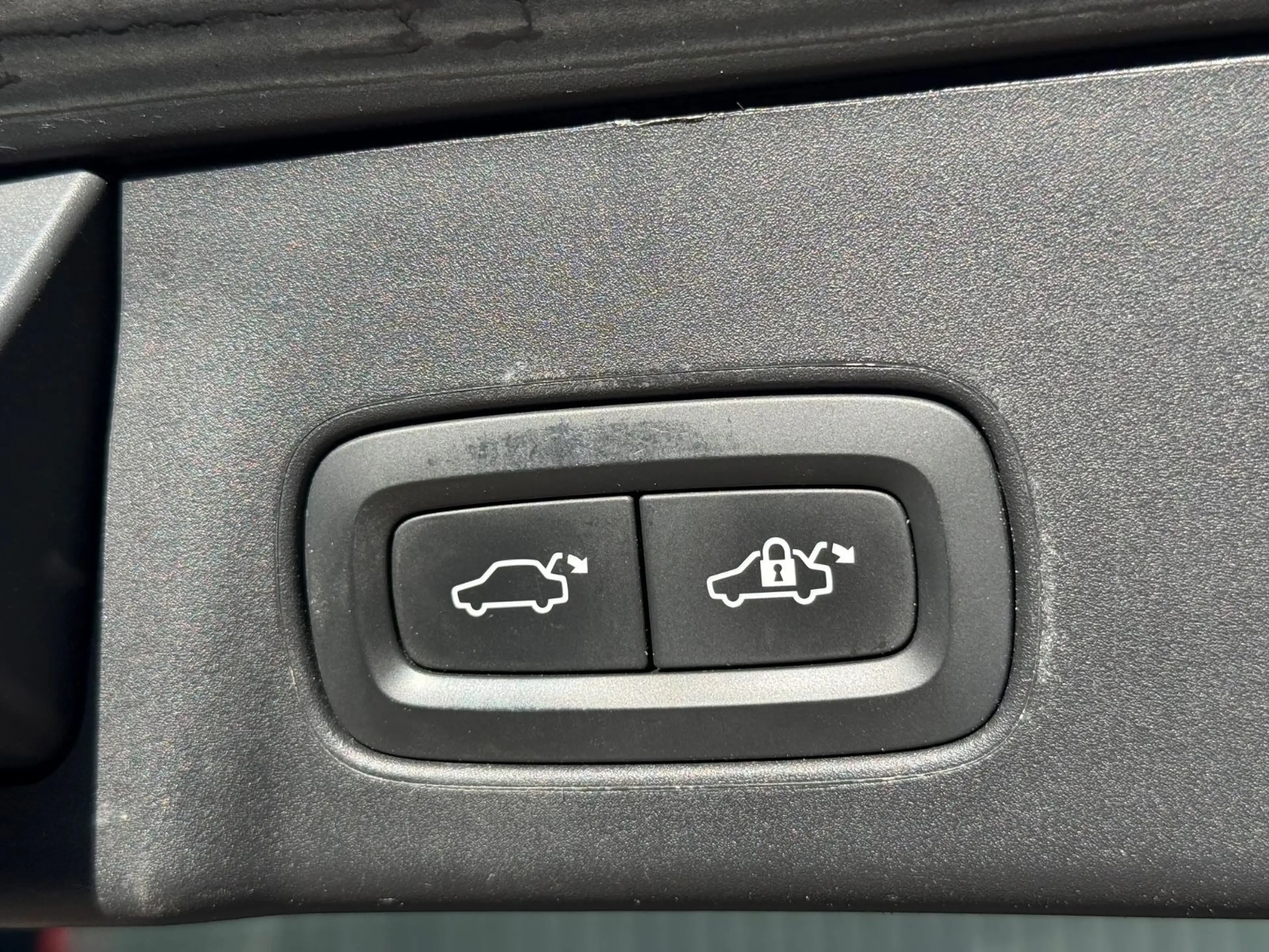 Volvo V90 Inscription/4WD/Pano/TOT/H&K/LED/Memory/AHK — photo 8