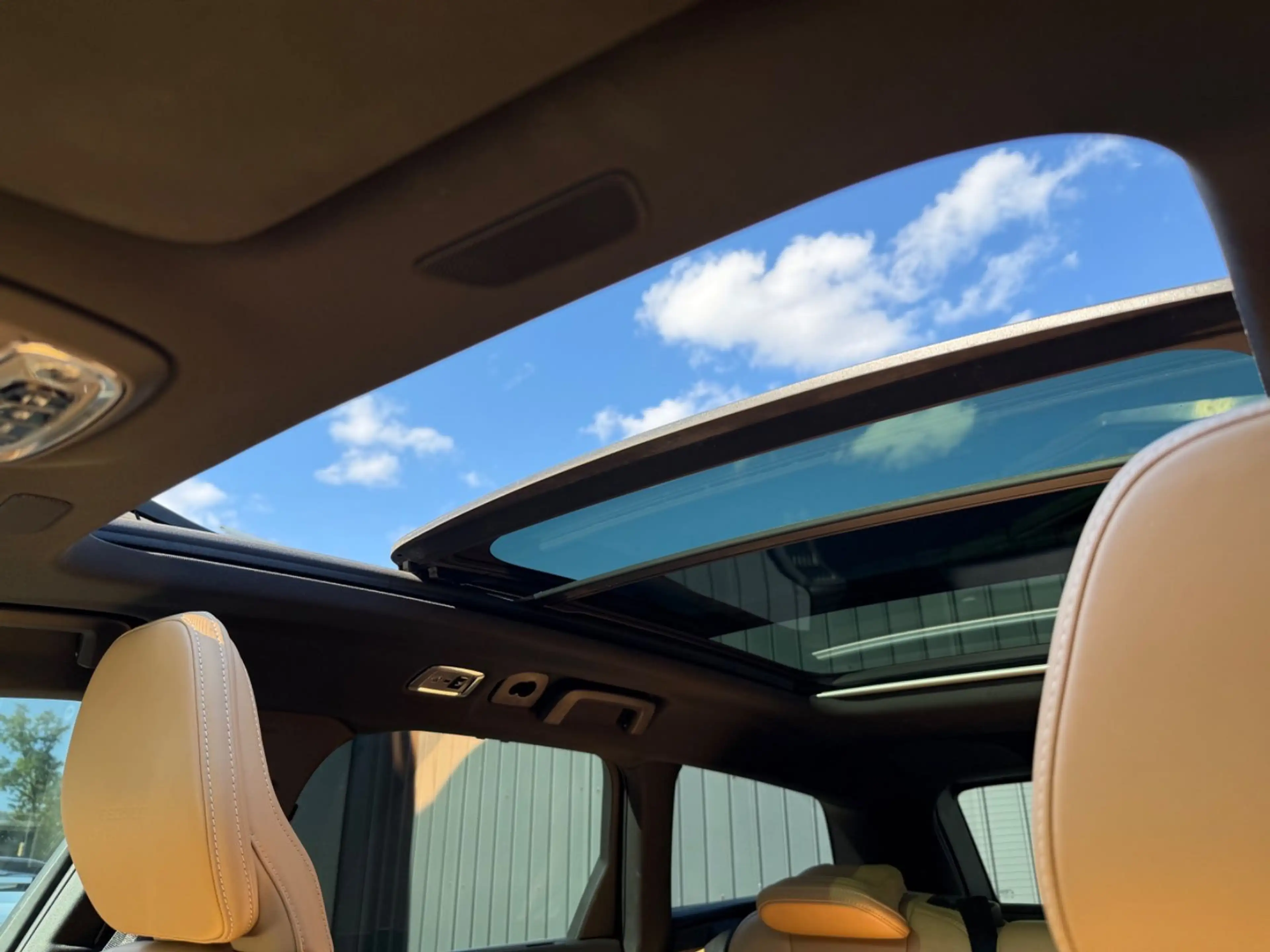 Volvo V90 Inscription/4WD/Pano/TOT/H&K/LED/Memory/AHK — photo 13