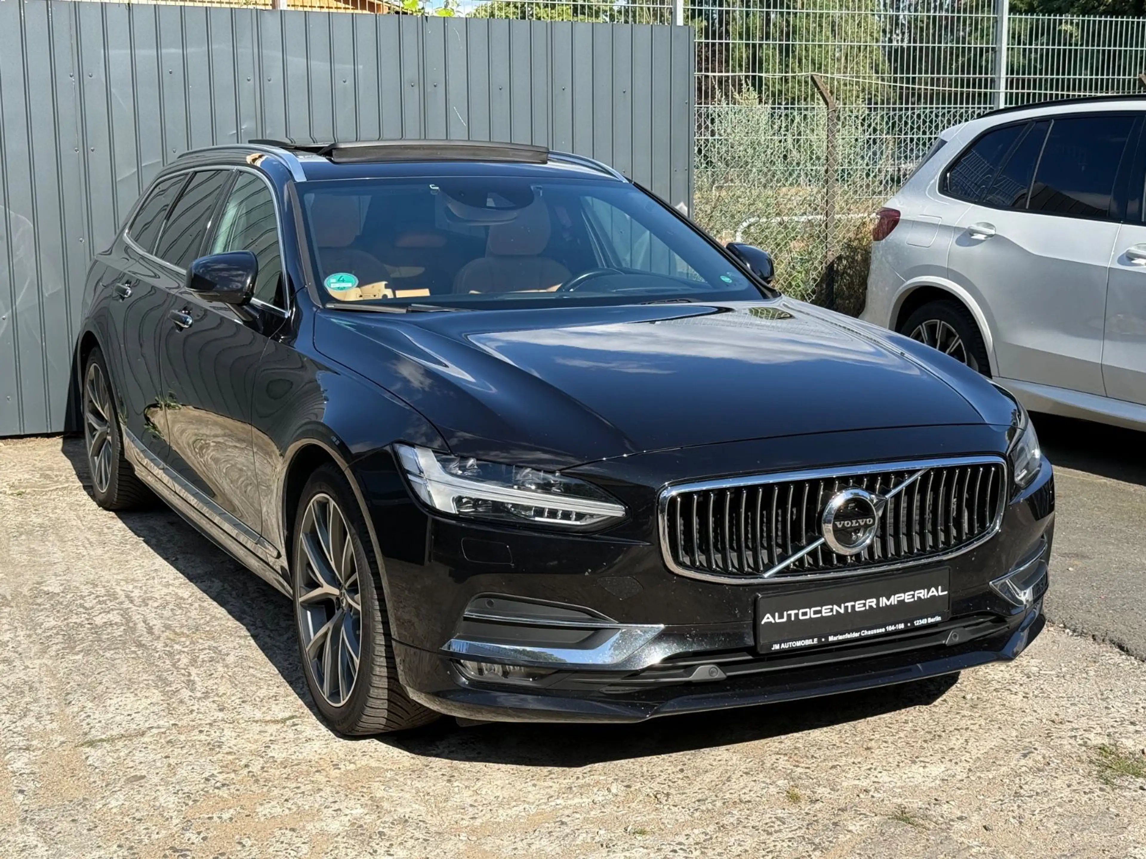 Volvo V90 Inscription/4WD/Pano/TOT/H&K/LED/Memory/AHK