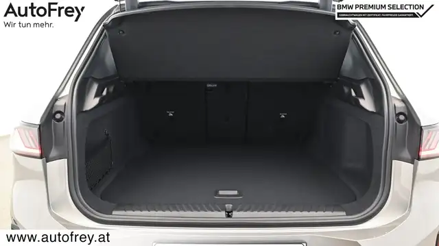 BMW iX3 50 xDrive Ansicht 3