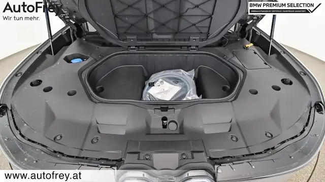 BMW iX3 50 xDrive Ansicht 8