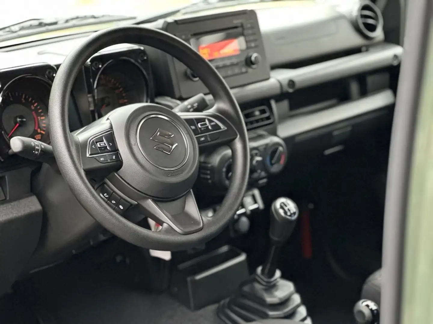 Suzuki Jimny 1.5 5MT Verde - 1