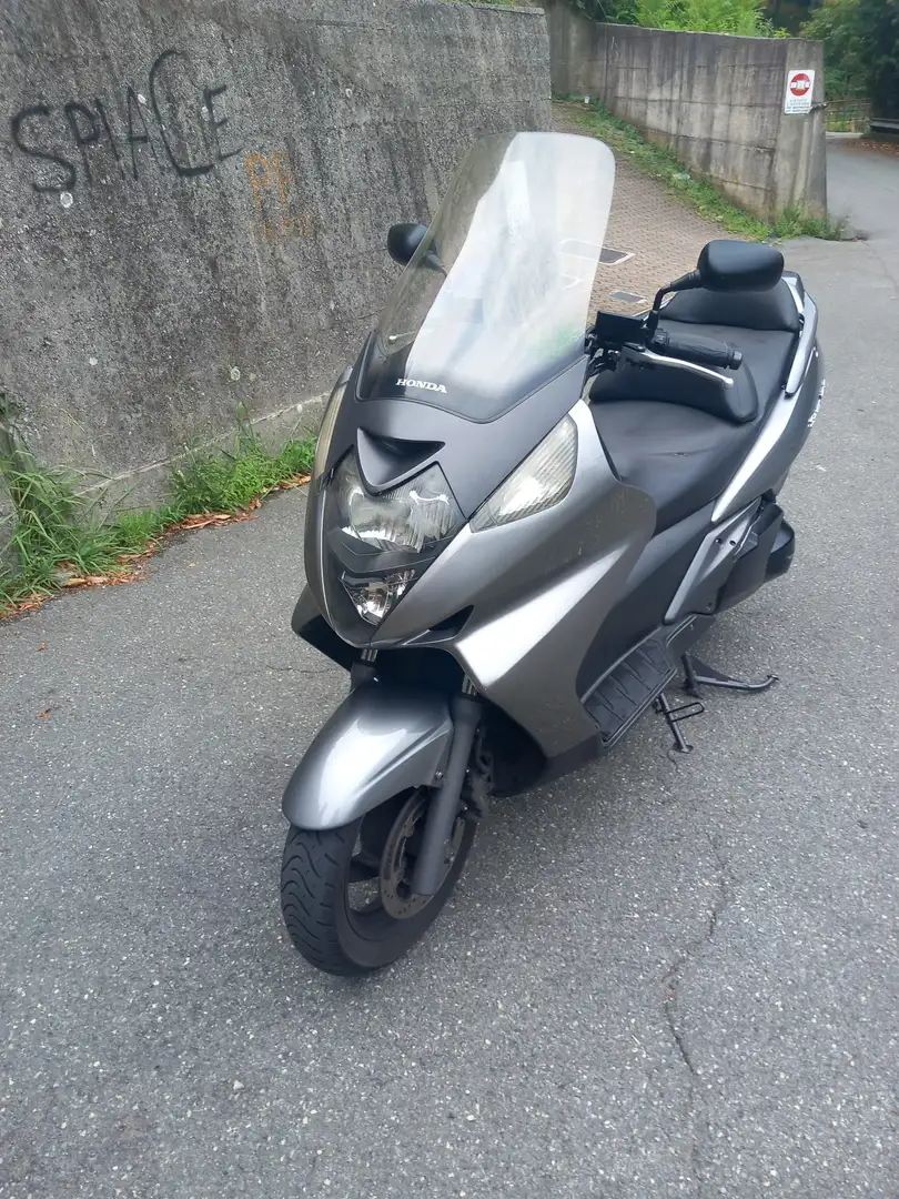 Honda Silver Wing Срібний - 2