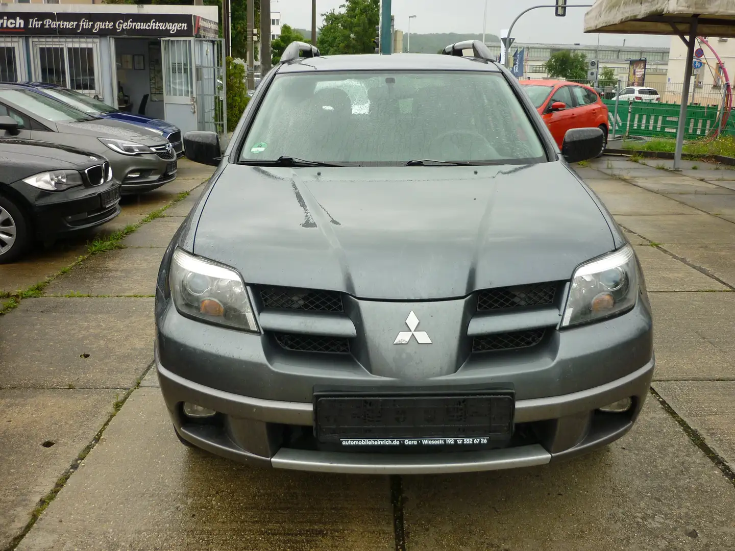 Mitsubishi Outlander 2.0 Comfort AHK...! HU/AU gültig bis 11/2026! Gris - 2