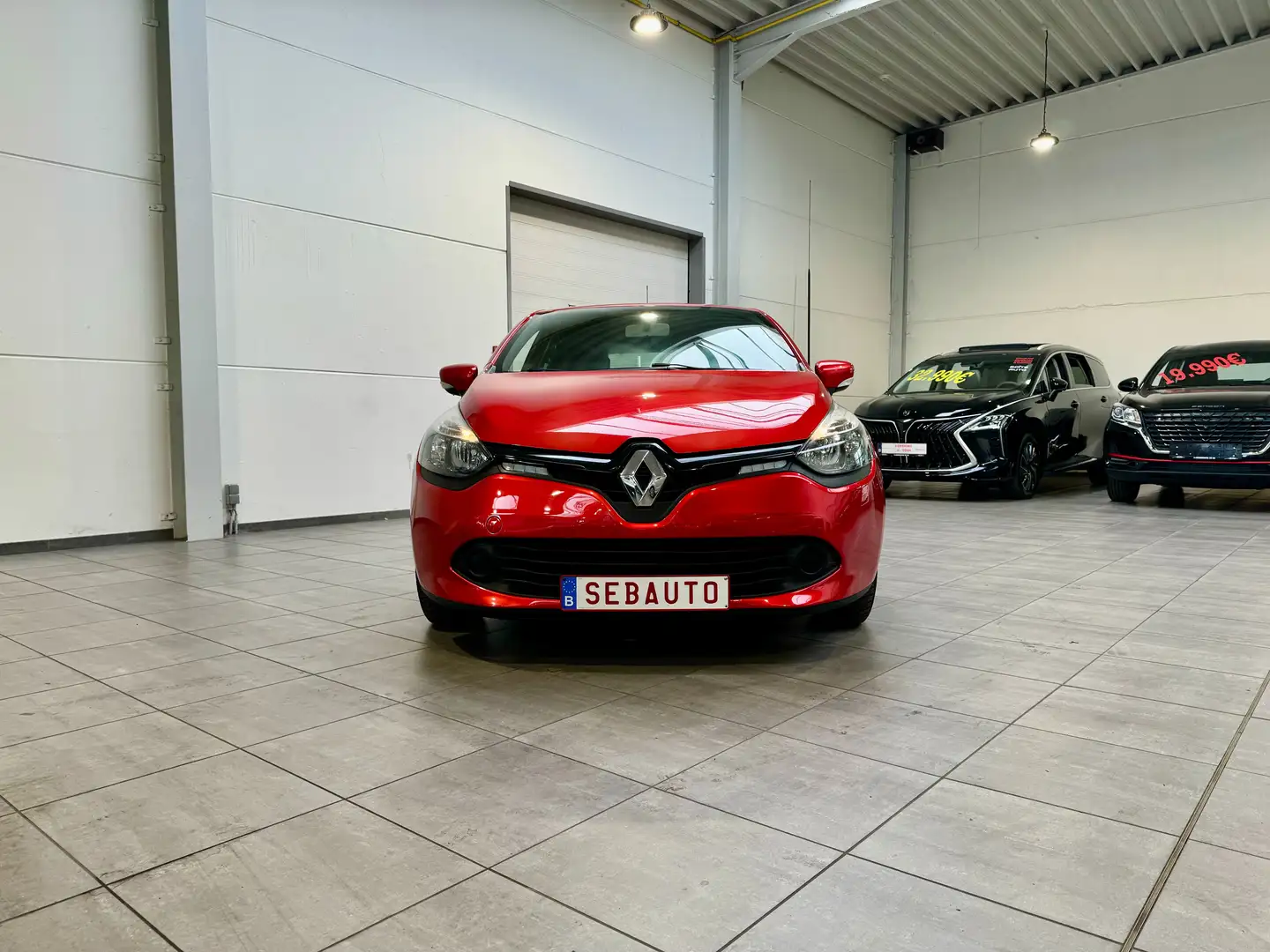 Renault Clio 1.2i Expression Red - 2