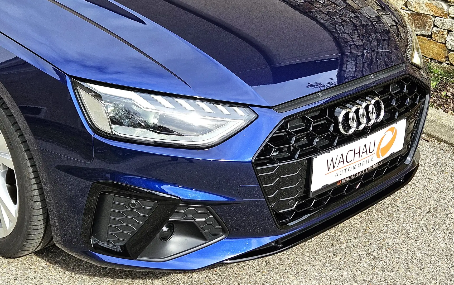 Audi A4 Avant 40 TDI S-line S-tronic*PANO*LED*Massage* Blau - 1