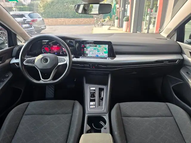 Volkswagen Golf view 26