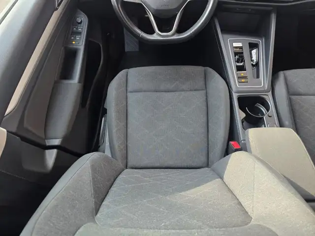 Volkswagen Golf view 30
