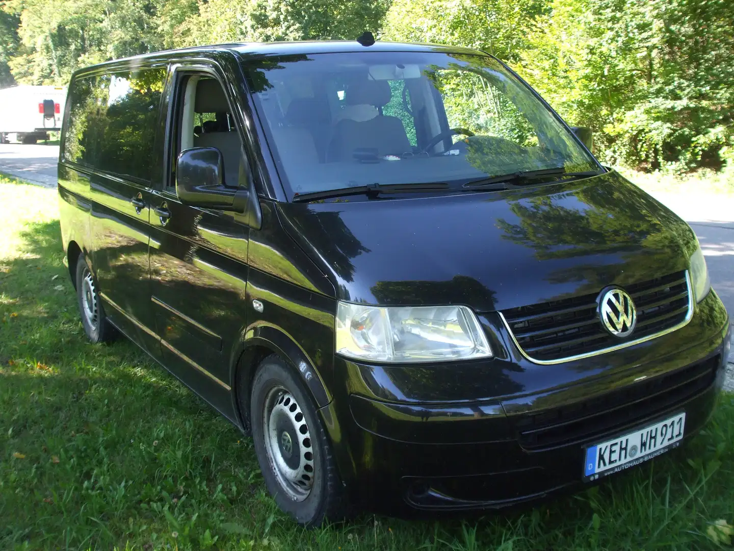 Volkswagen T5 9 Sitzer, Syncro, Klimaanlage Schwarz - 2