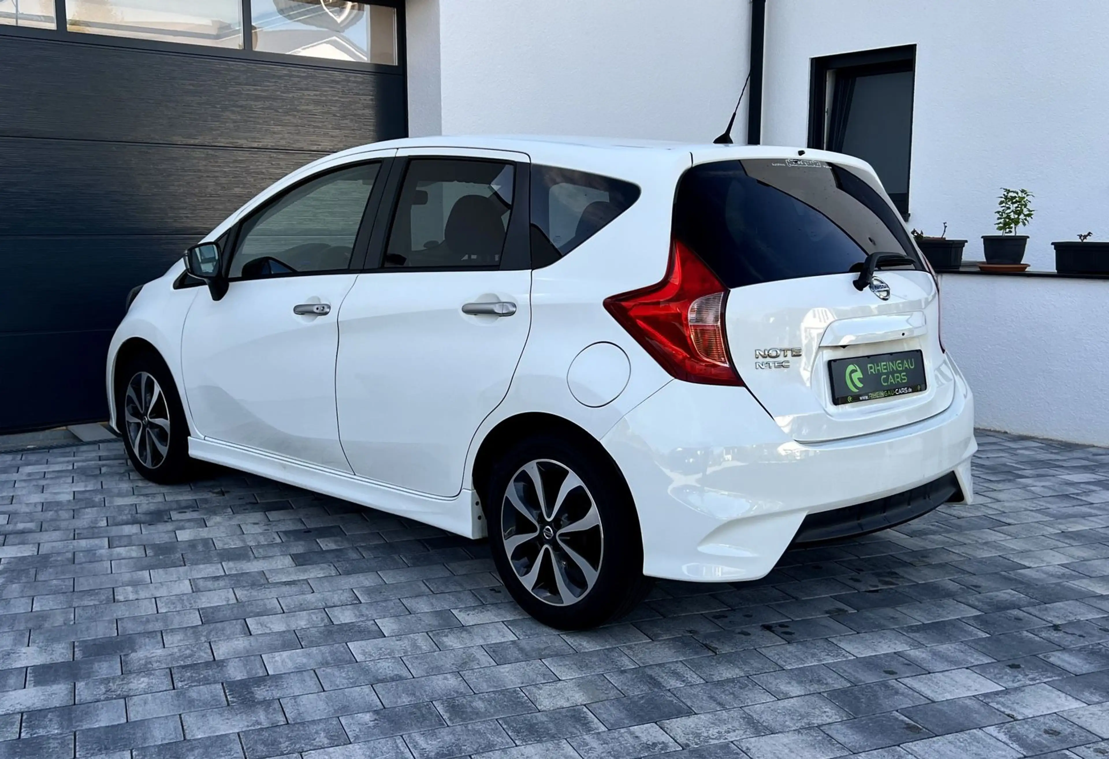 Nissan Note N-Tec AUTOMATIK RFK TÜV NEU — photo 7