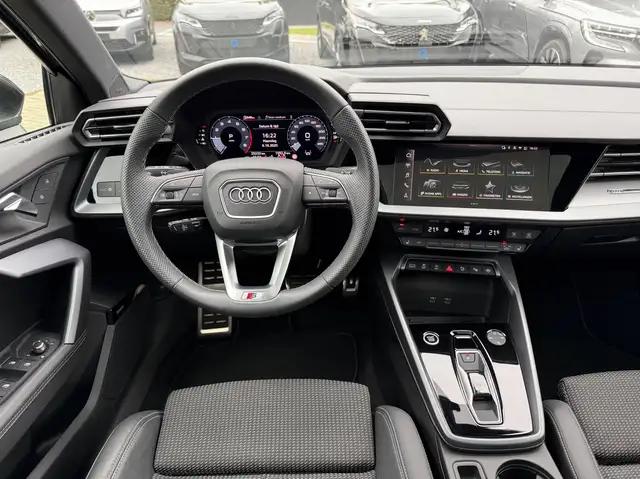 Audi A3 view 8