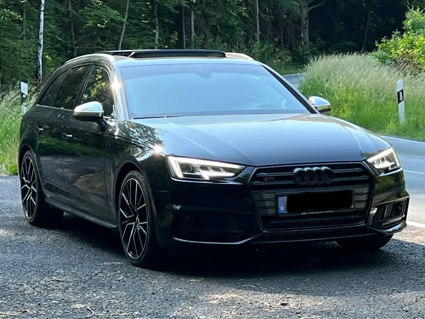 Audi S4 3.0 TFSI quattro Pano B&O Head Up Standheizung Noir - 2