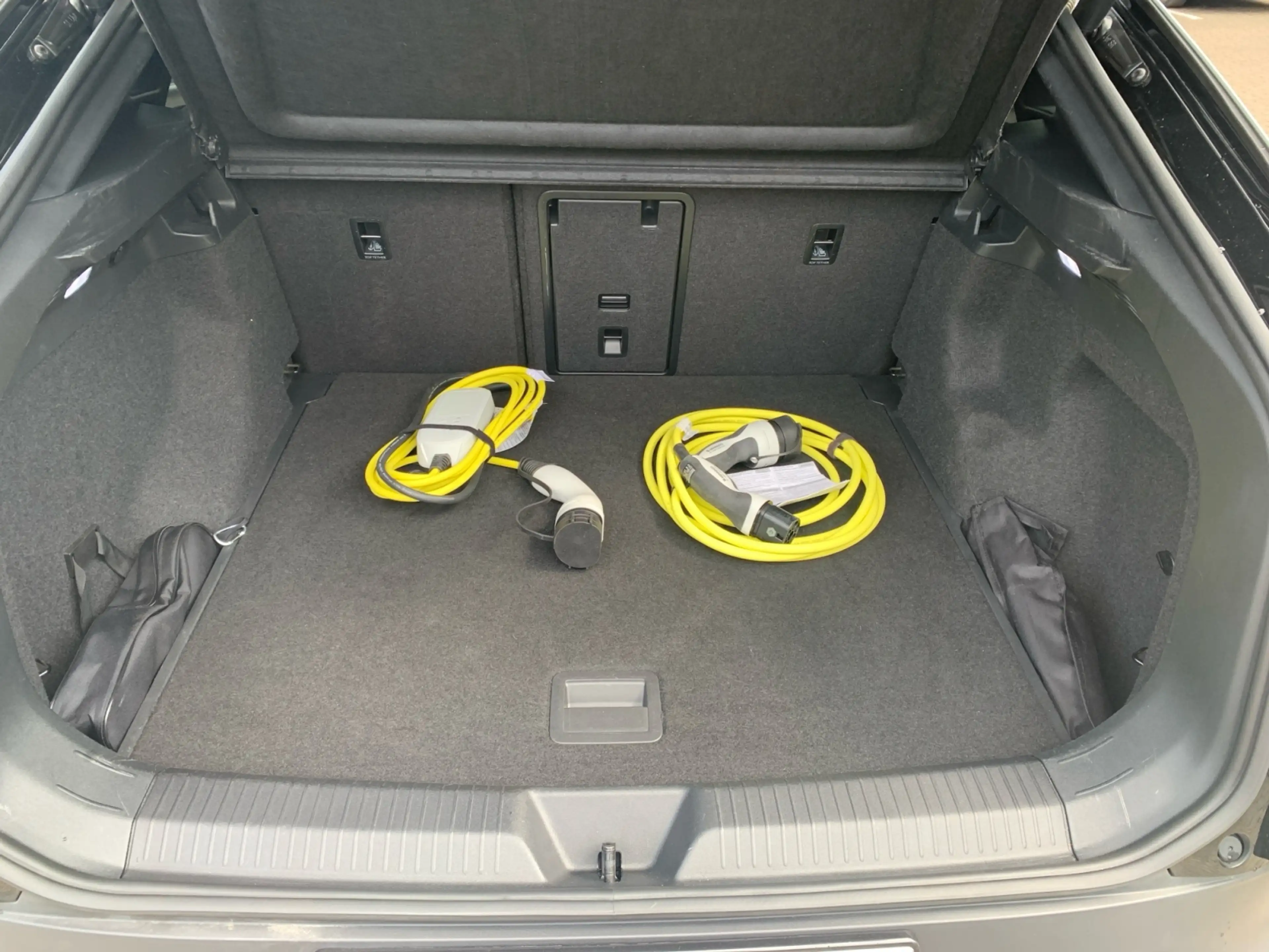 Volkswagen ID.5 Pro Performance 3,99% NAV APP 4xKAM 21" MATRIX PD — photo 12