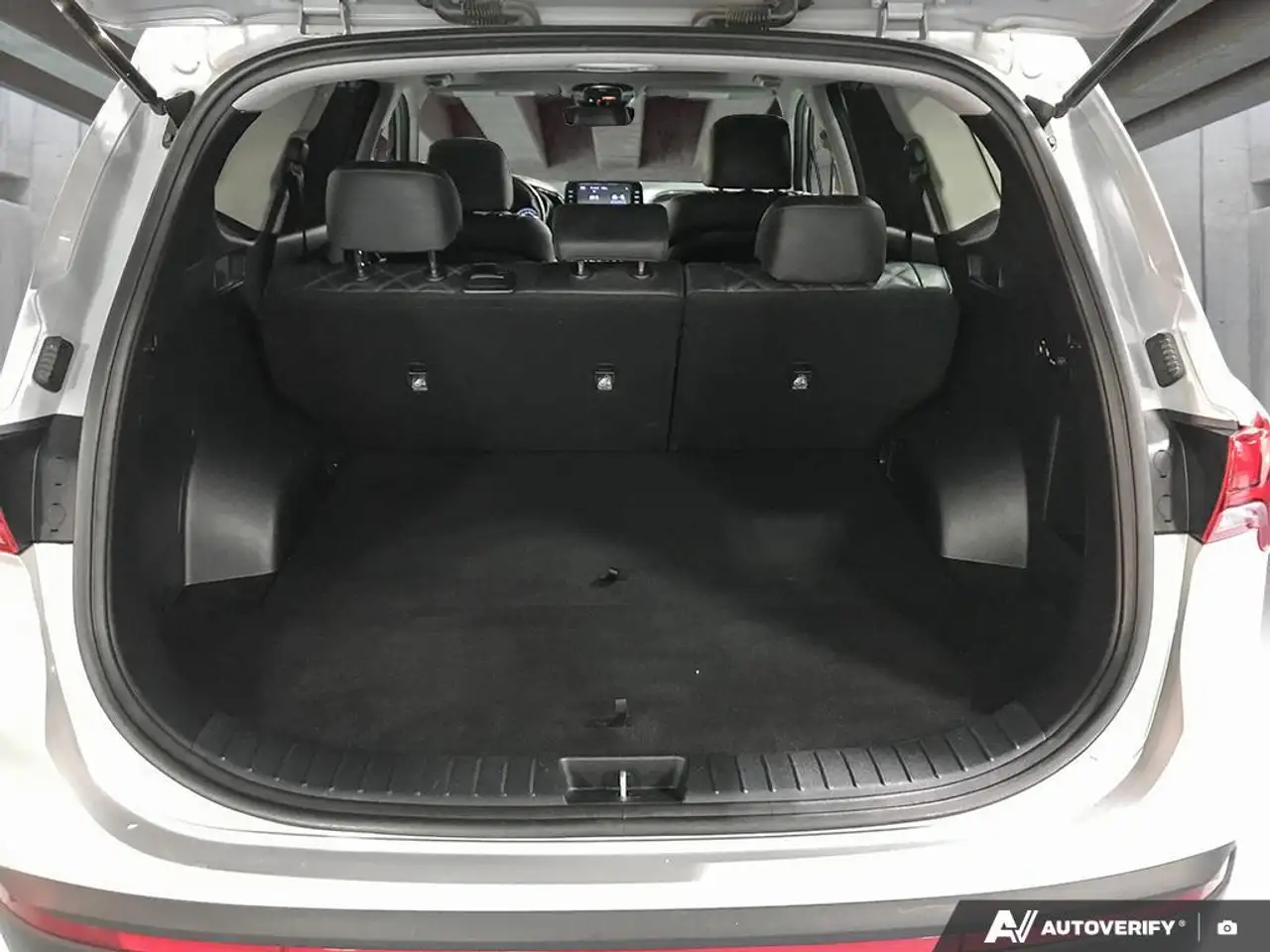 Hyundai SANTA FE снимка Hyundai SANTA FE