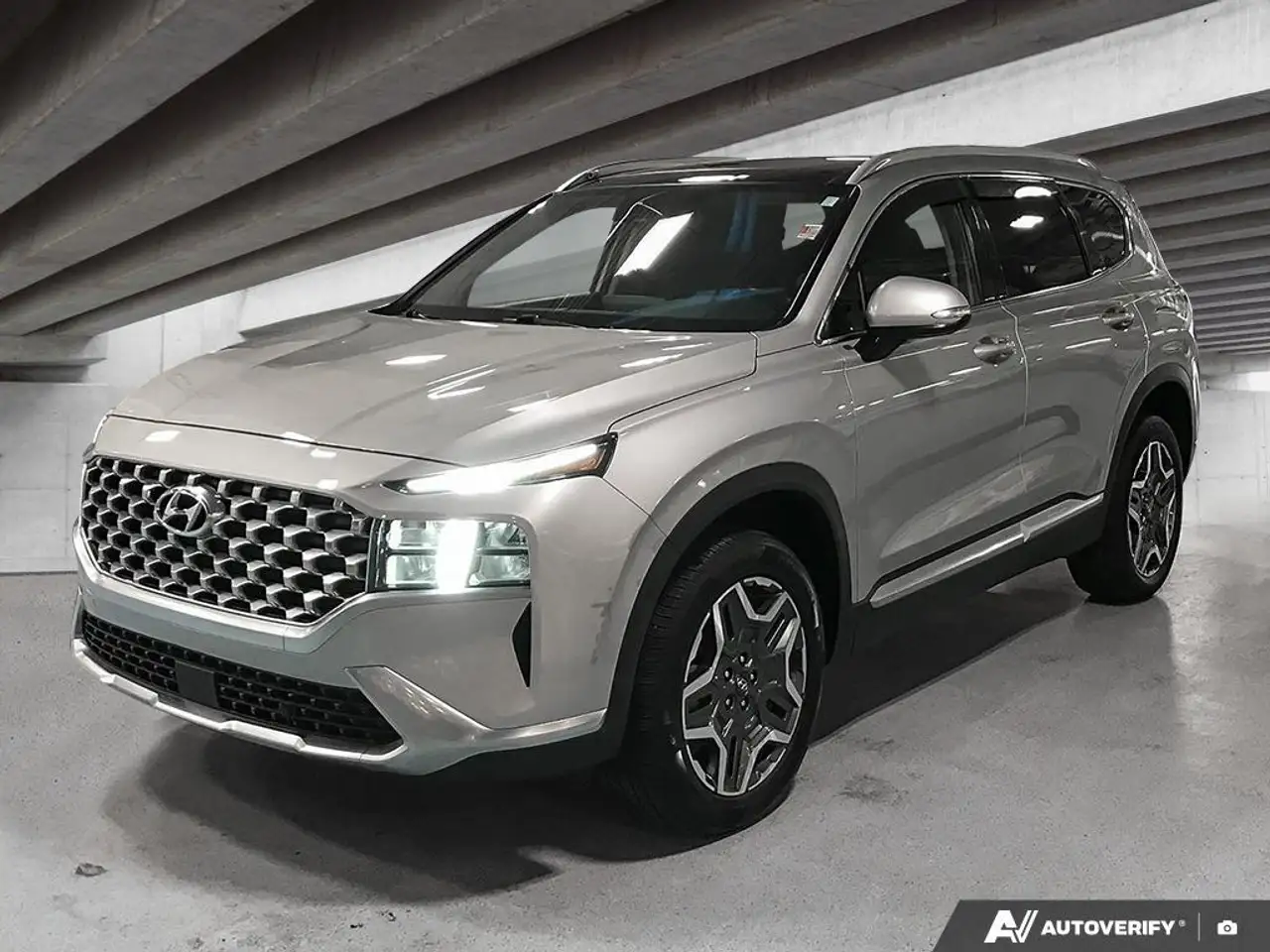 Hyundai SANTA FE снимка Hyundai SANTA FE