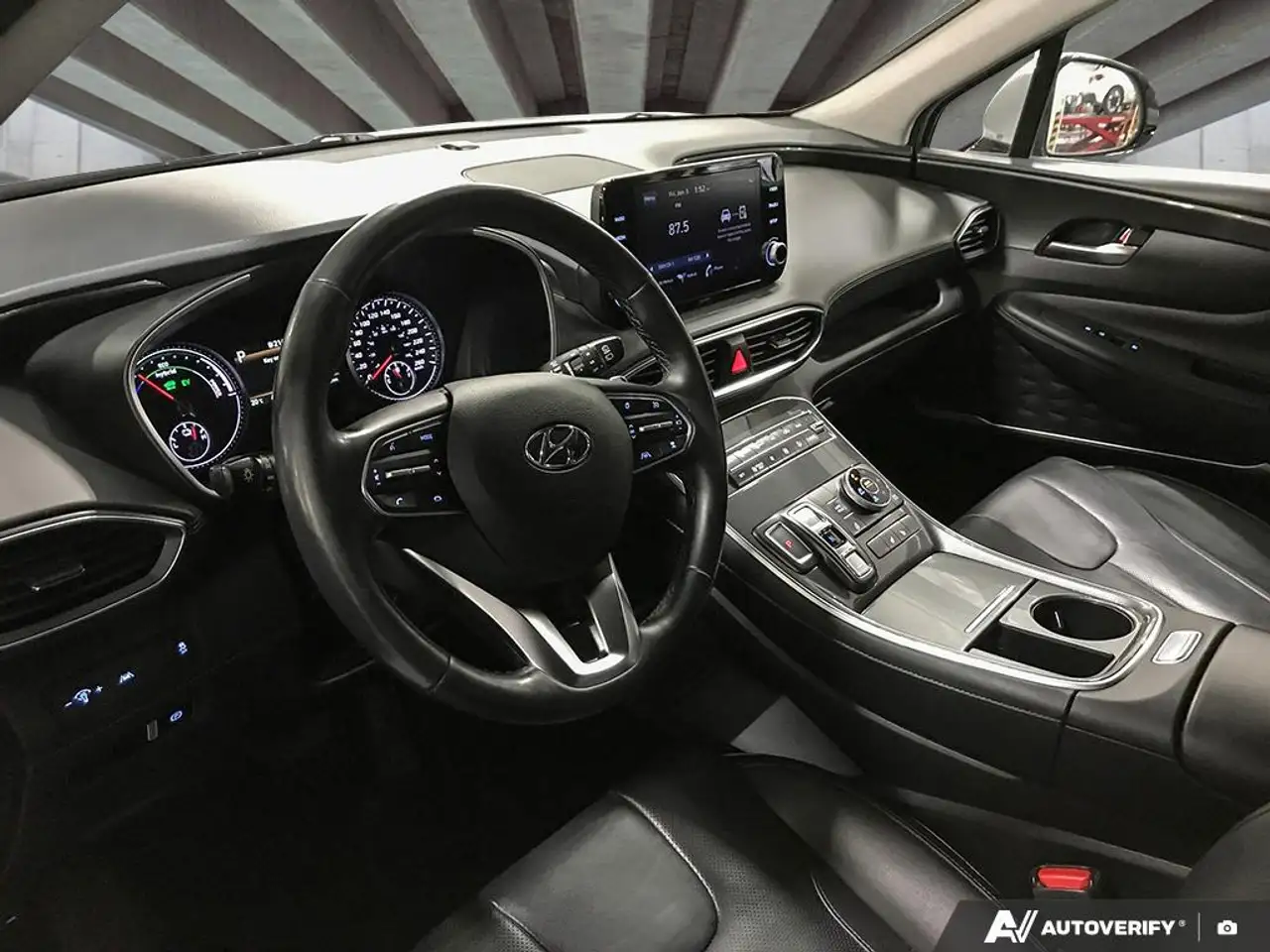 Hyundai SANTA FE снимка Hyundai SANTA FE