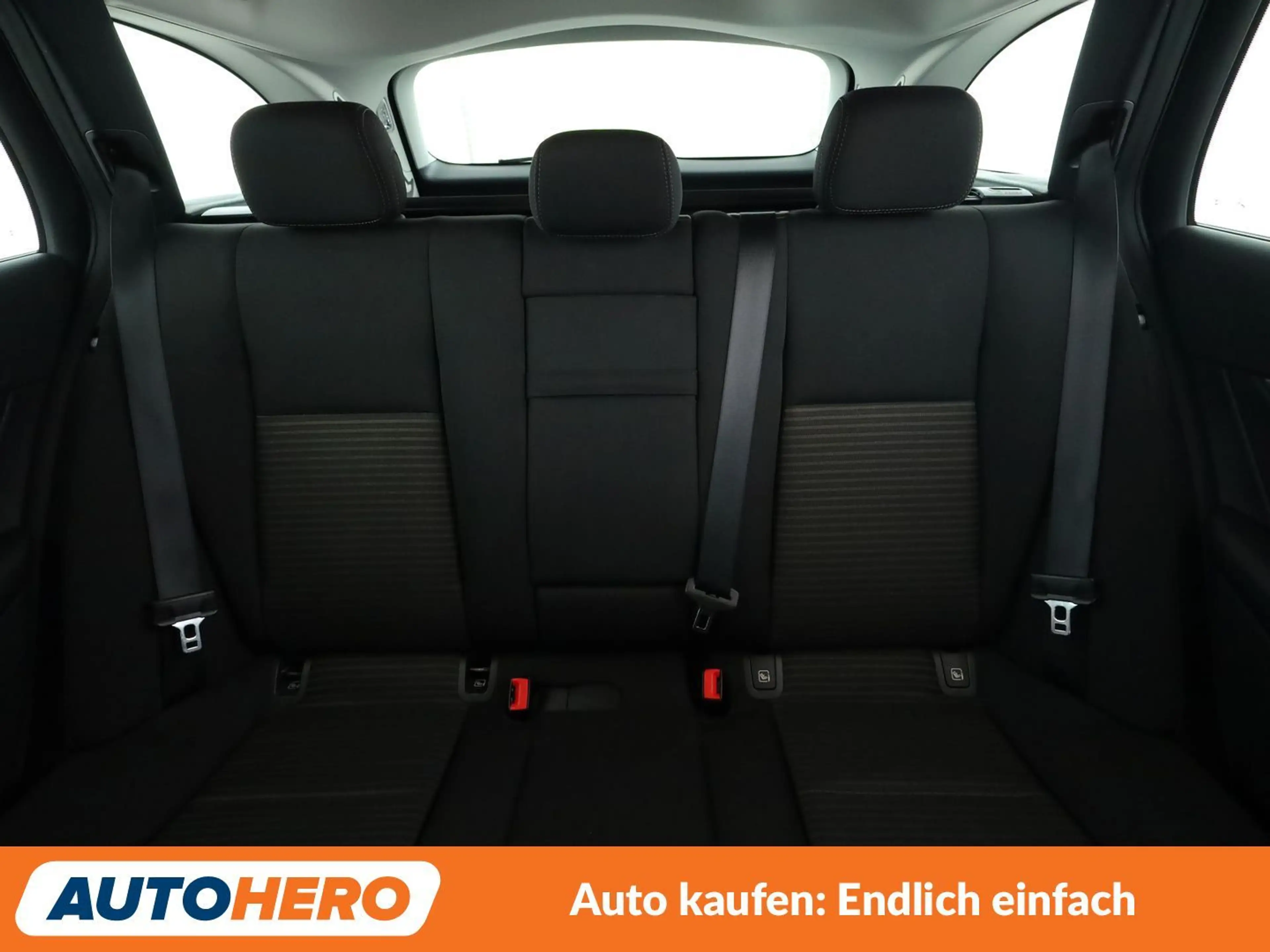 Mercedes-Benz E 250 T Avantgarde Aut.*TEMPO*CAM*KLIMA*GARANTIE* — photo 15