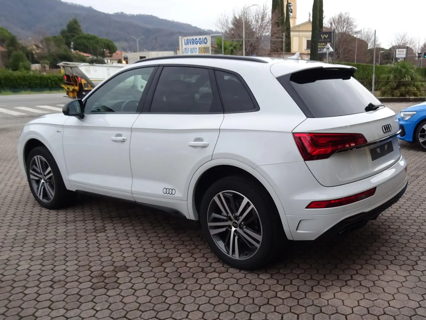 Audi Q5 2.0 Tdi 204 cv S tronic S-Line -Matrix- Sport "20" Bianco - 1