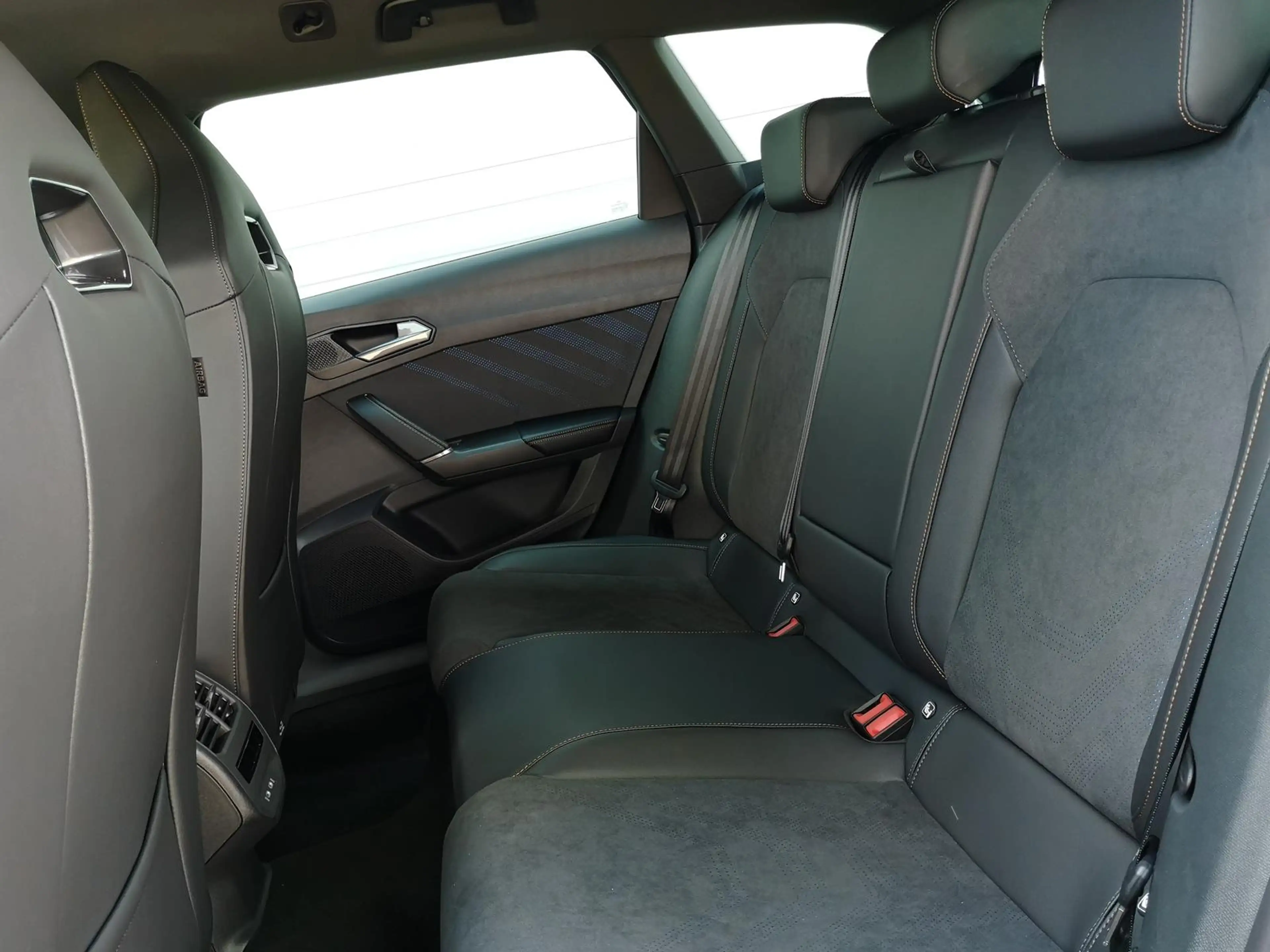 CUPRA Leon Kombi ST 2.0TSI ABT AHK Sound ACC — photo 9