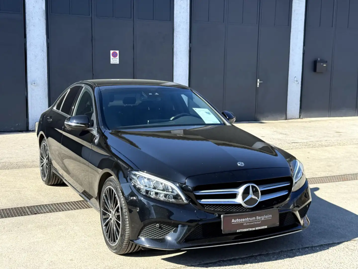 Mercedes-Benz C 180 C-Klasse C 180 d Avantgarde Schwarz - 2