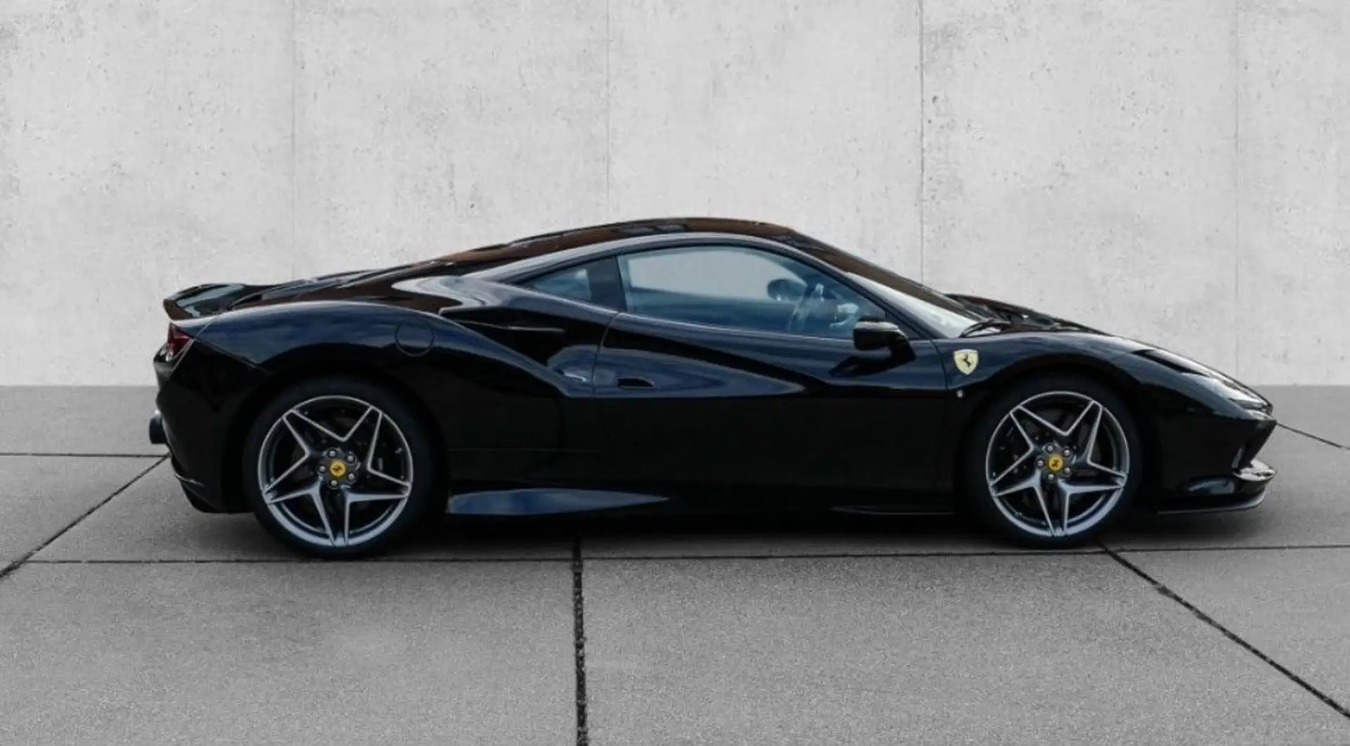 Ferrari F8 Tributo - 2