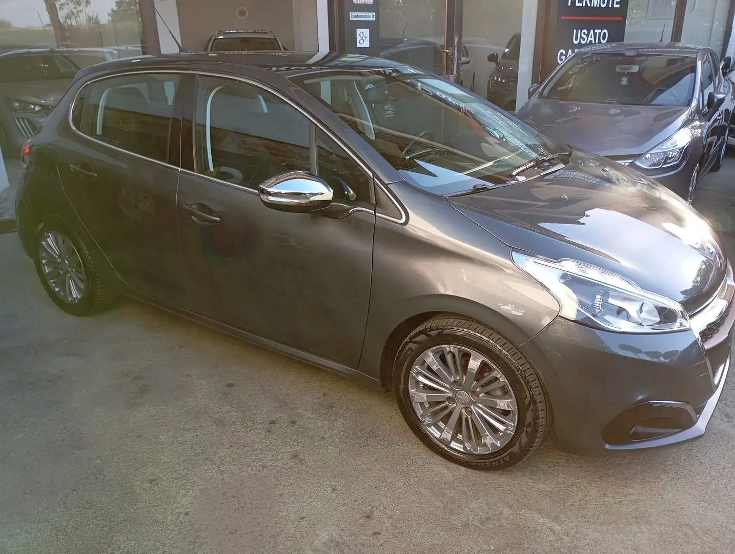 Peugeot 208 5P 1.2 PureTech 82CV Allure Grigio - 2
