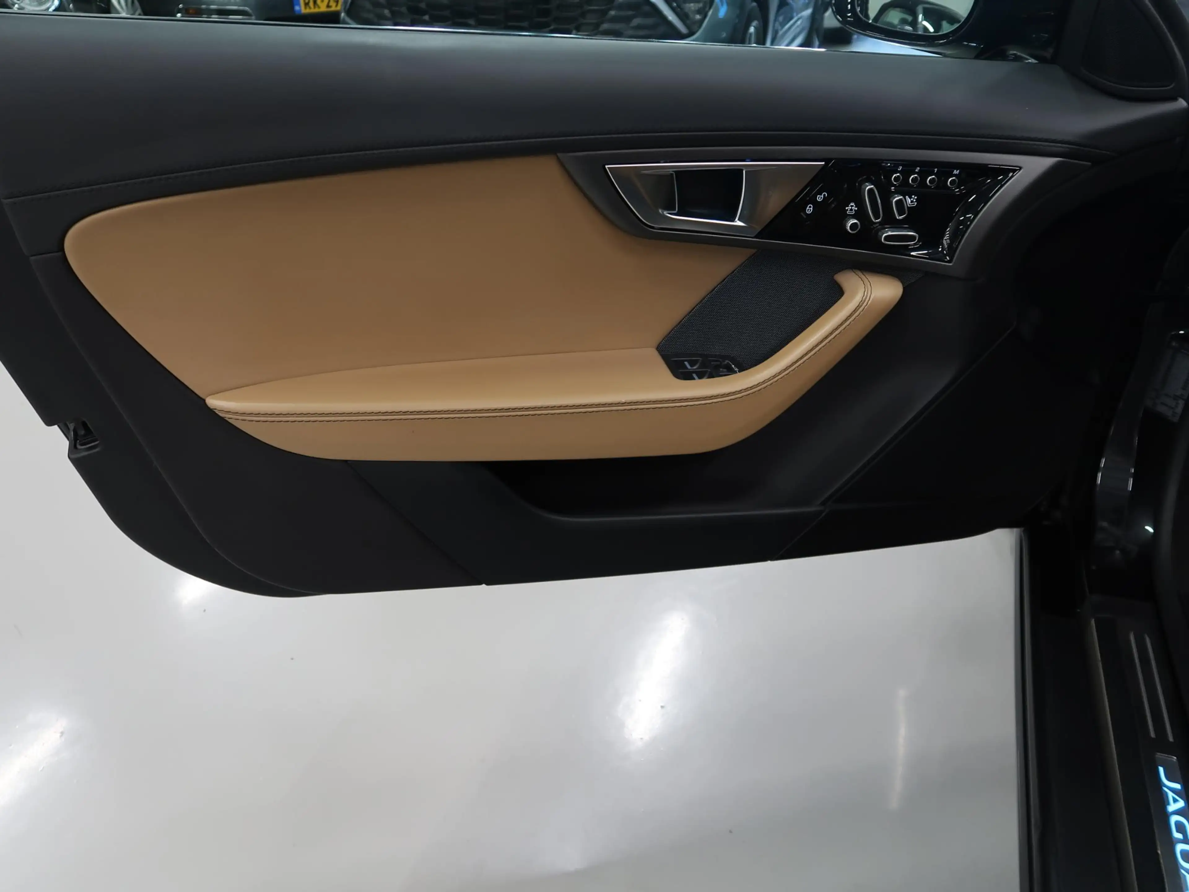 Jaguar F-Type 3.0 V6 S Convertible 380PK NL-auto NAP Boekjes Dea — photo 37