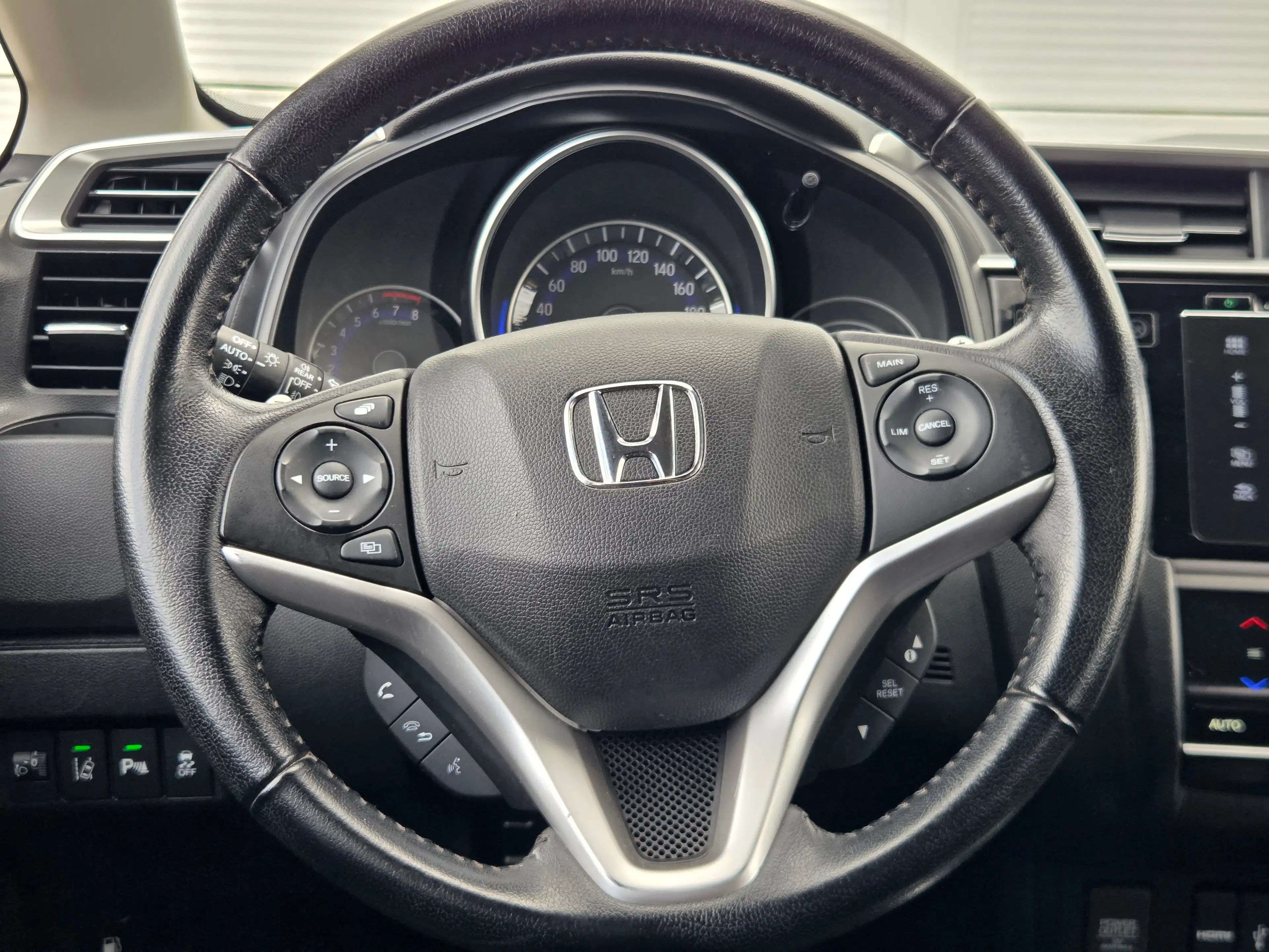 Honda Jazz 1.3 i-VTEC Elegance | Achteruitrijcamera | Cruise — photo 26