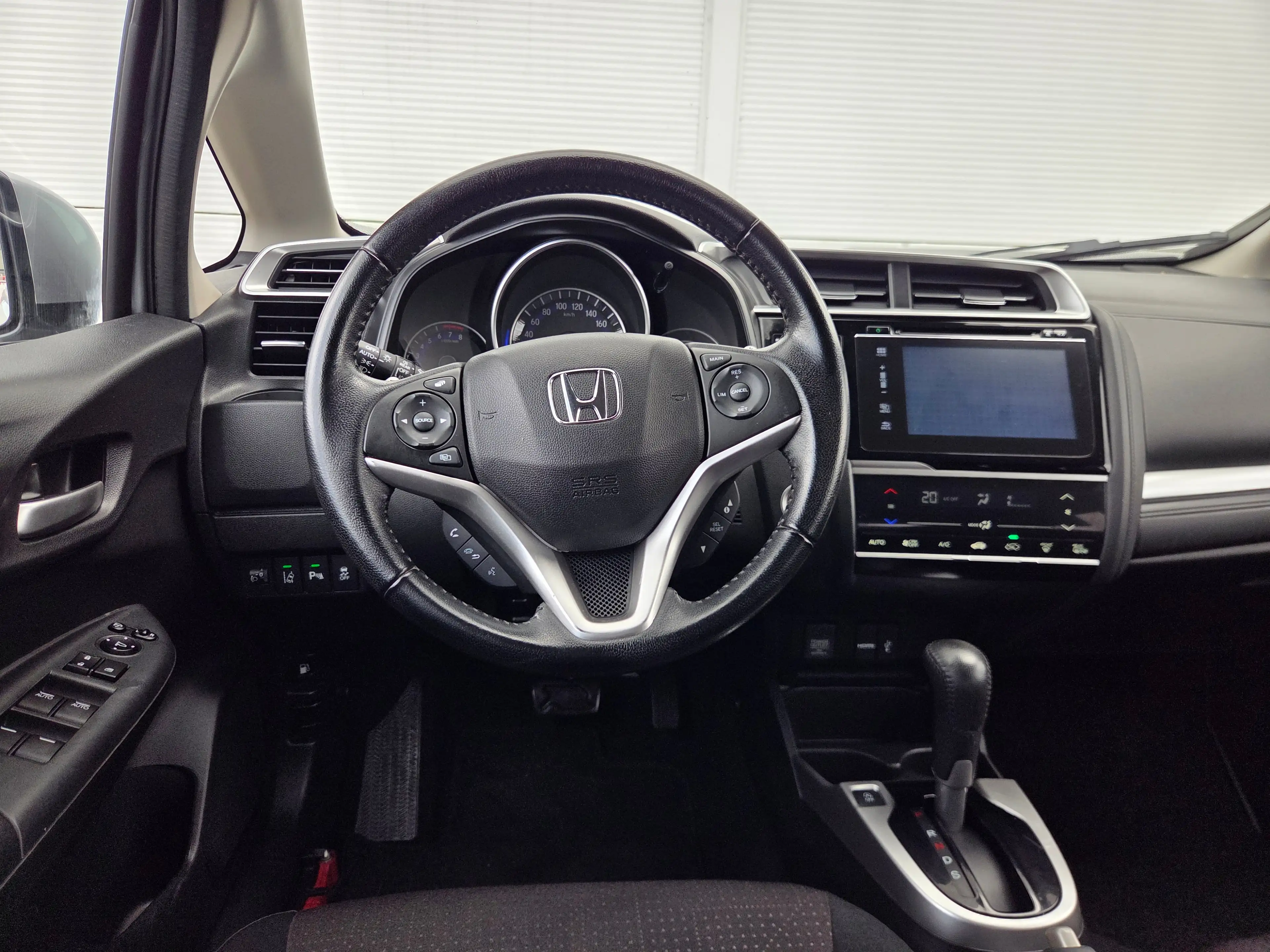 Honda Jazz 1.3 i-VTEC Elegance | Achteruitrijcamera | Cruise — photo 31