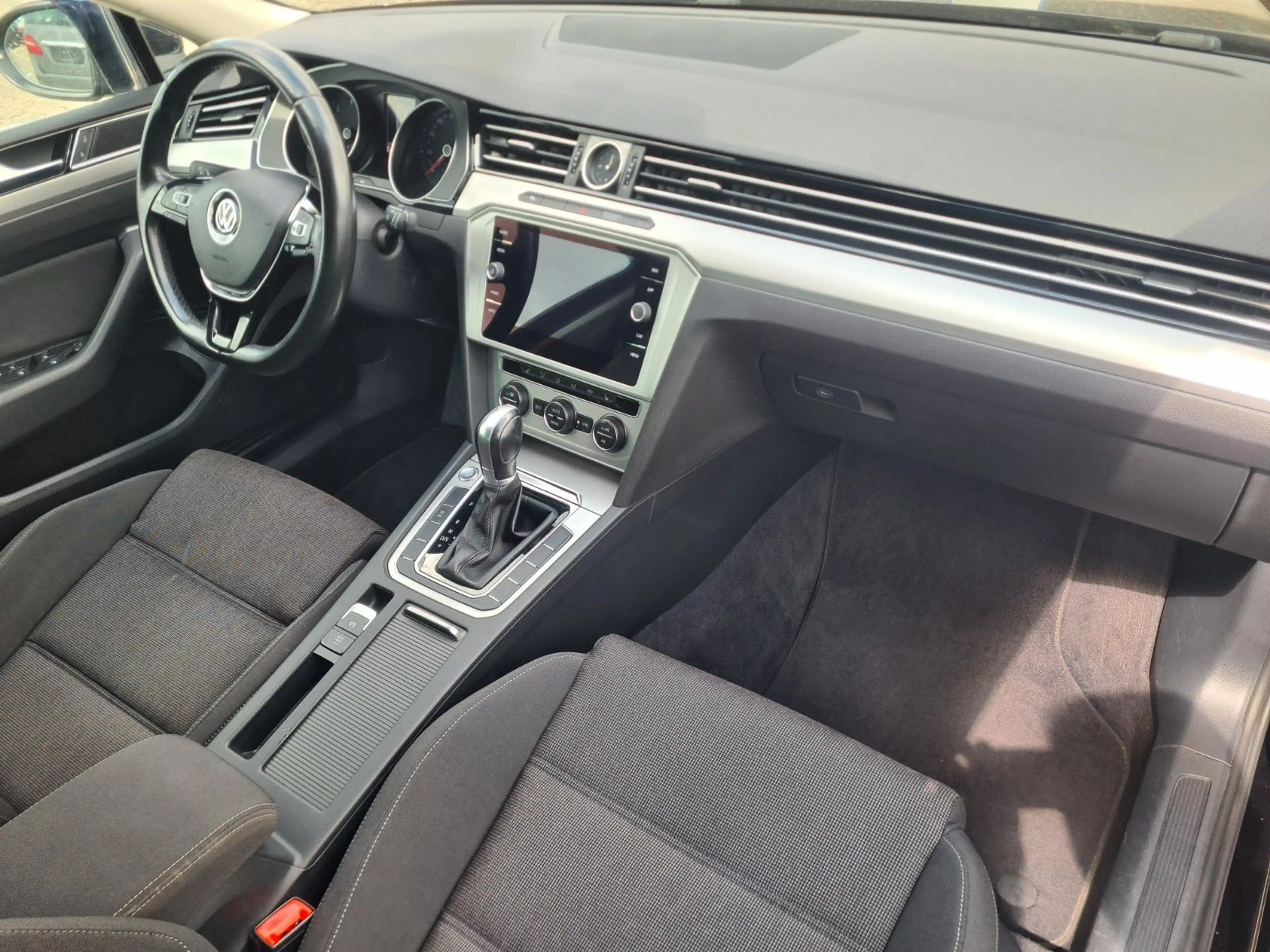 Volkswagen Passat Variant Comfortline BMT *Garantie*Autom.* — photo 10