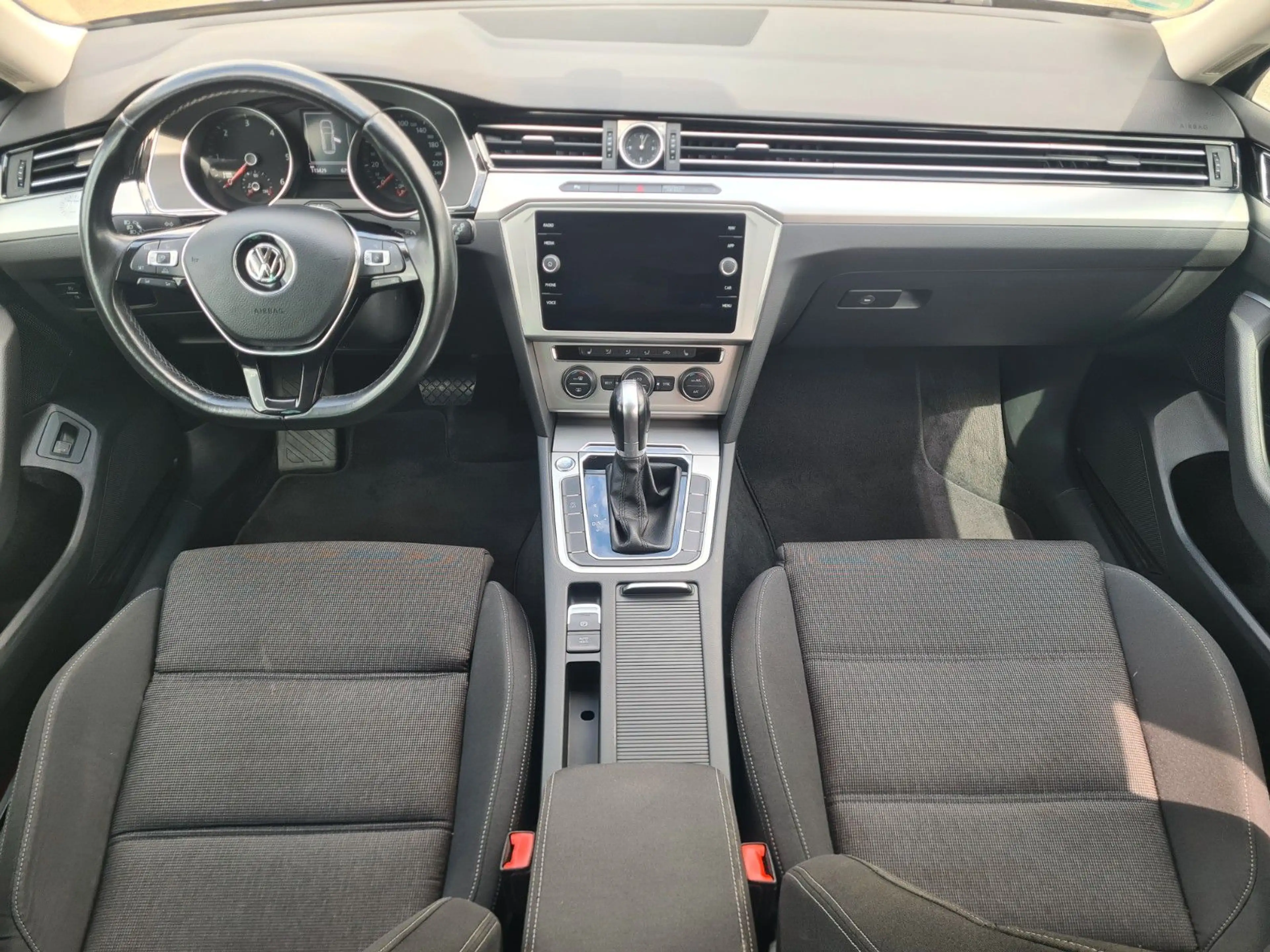 Volkswagen Passat Variant Comfortline BMT *Garantie*Autom.* — photo 11
