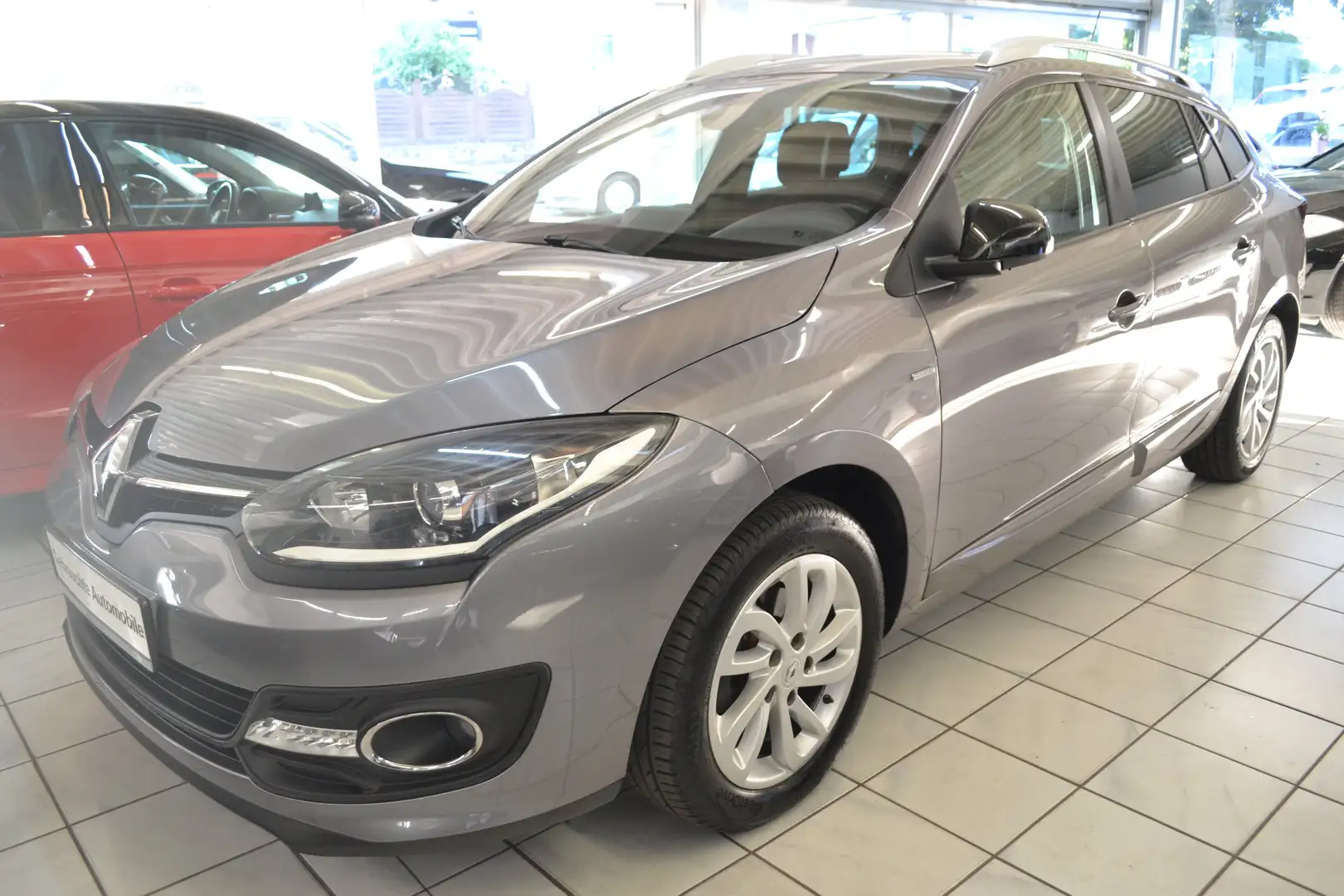 Renault Megane 1.5 DCi Limited Grey - 1