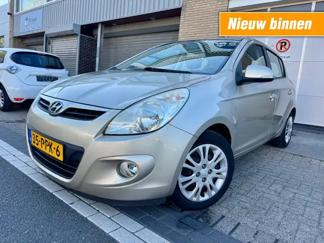 Hyundai i20 1.2i i-Motion AIRCO 2DE EIG NAP APK 12-2026